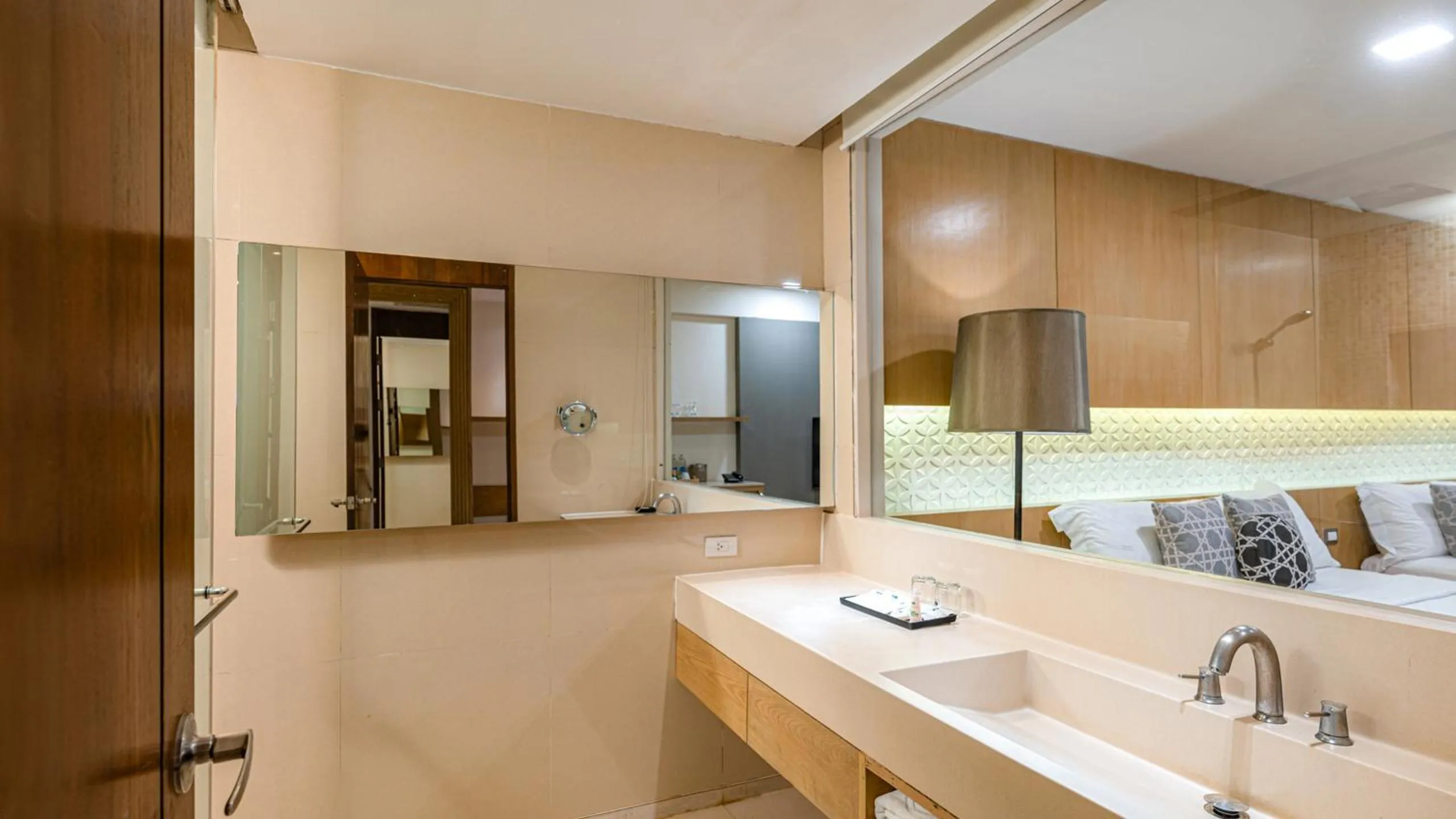 Sunset Deluxe Pool Access in Phuket Graceland Resort and Spa