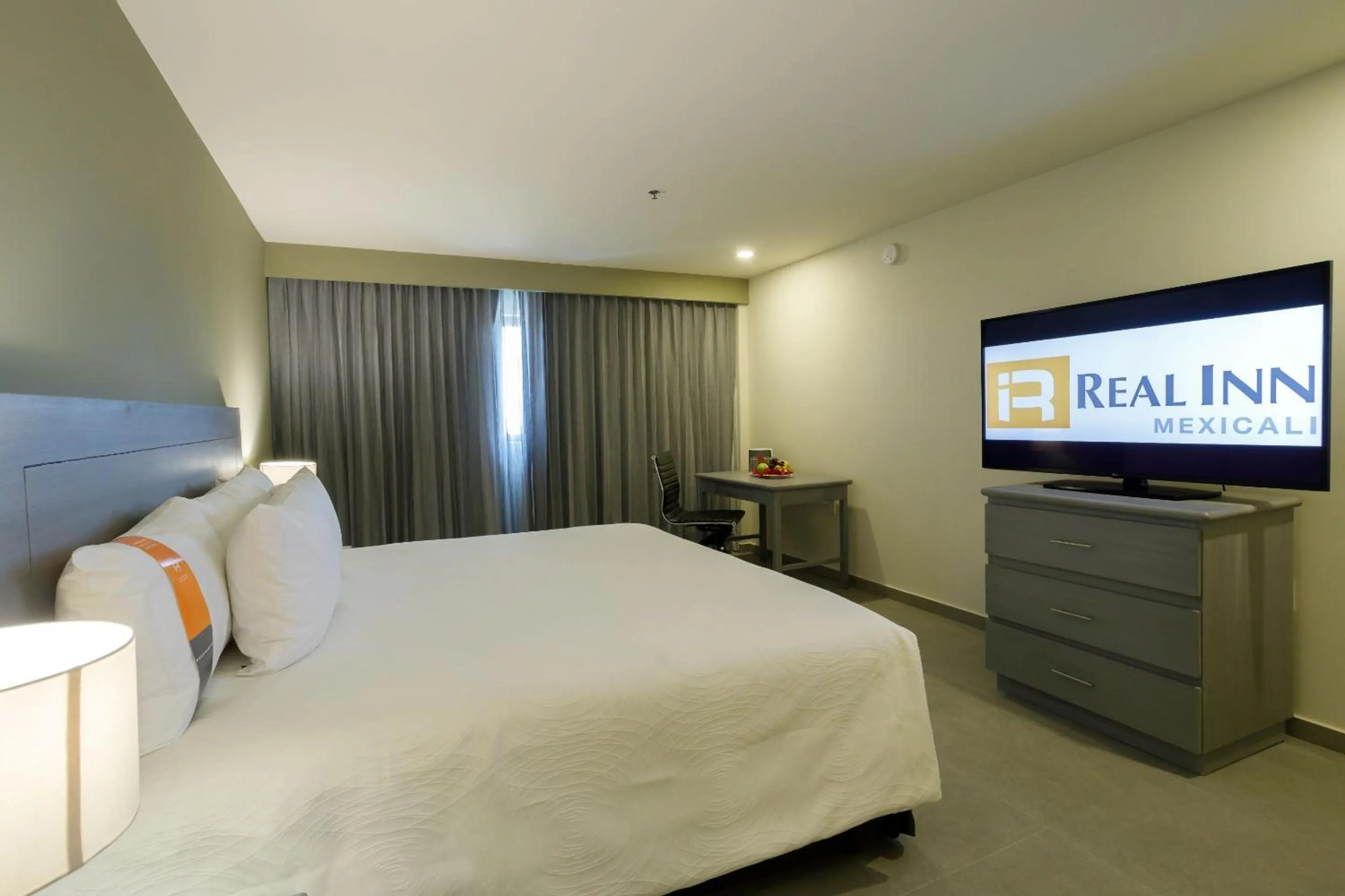 Deluxe Superior King in Real Inn Mexicali