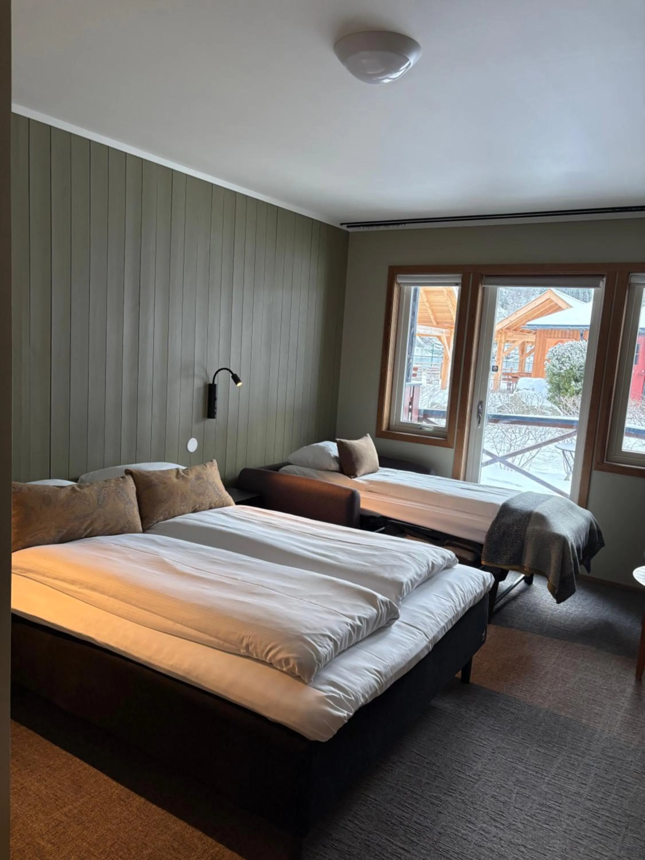 Triple Room with Terrace - single occupancy in Flåmsbrygga Hotel