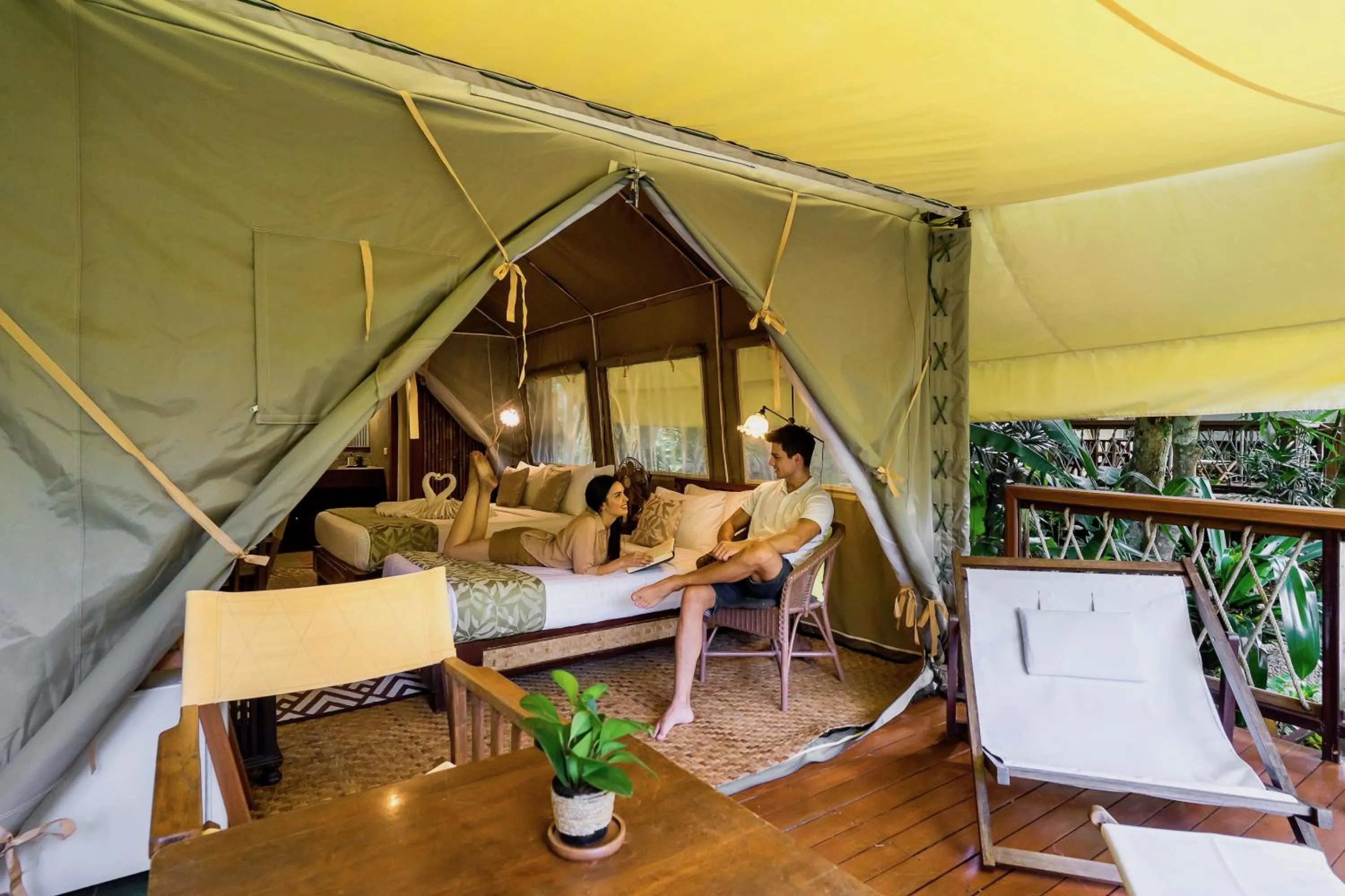 Superior Tent Triple with Private Bathroom with Breakfast & Dinner in Hintok River Camp