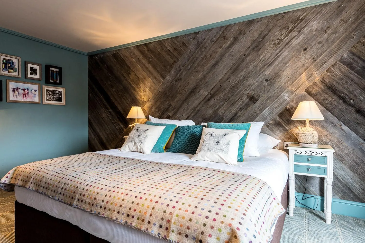 Superior Double Room in City Gate