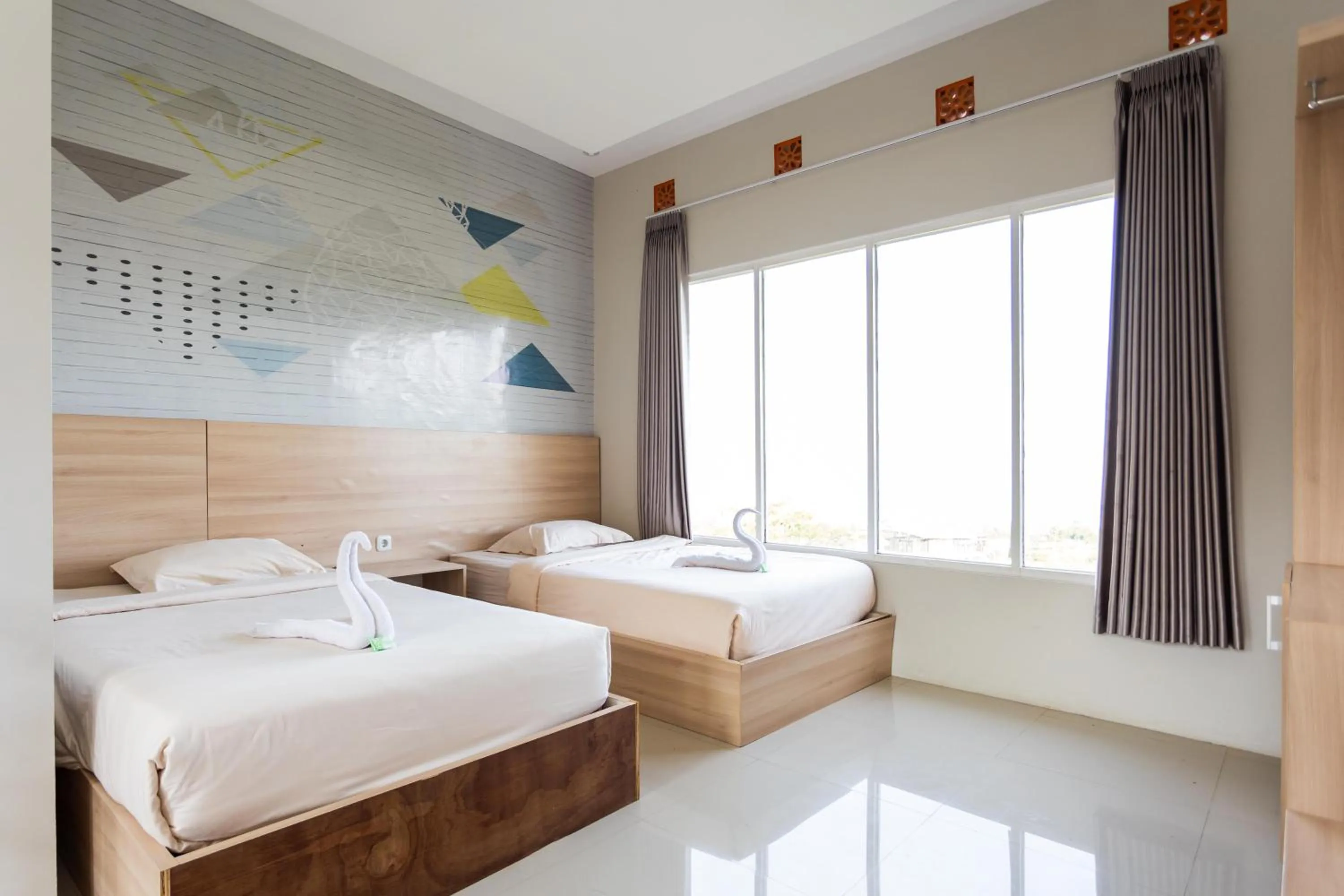 Double or Twin Room with Bathroom in Villa Panderman Indah