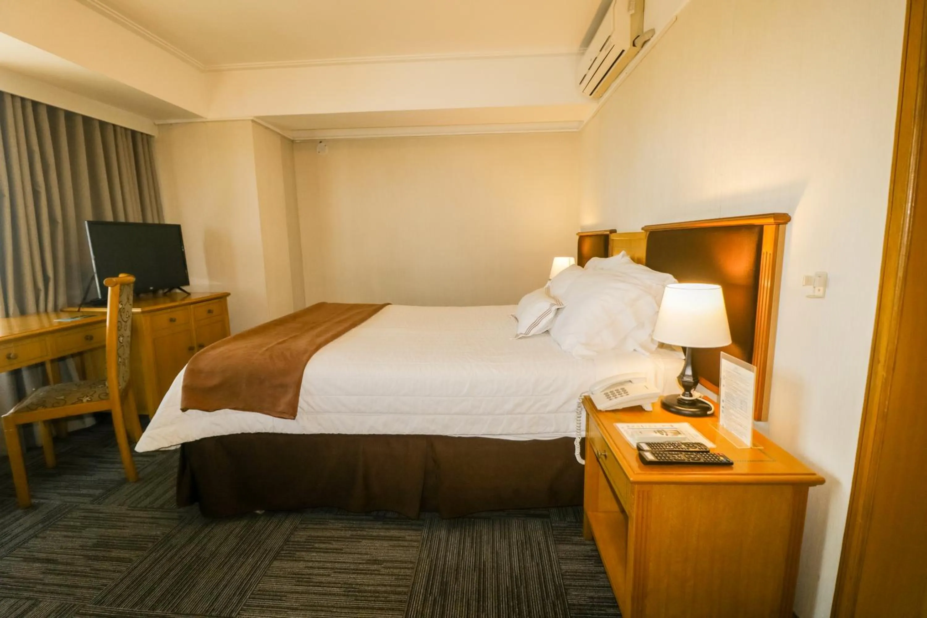 Single Room in Hotel Miramar