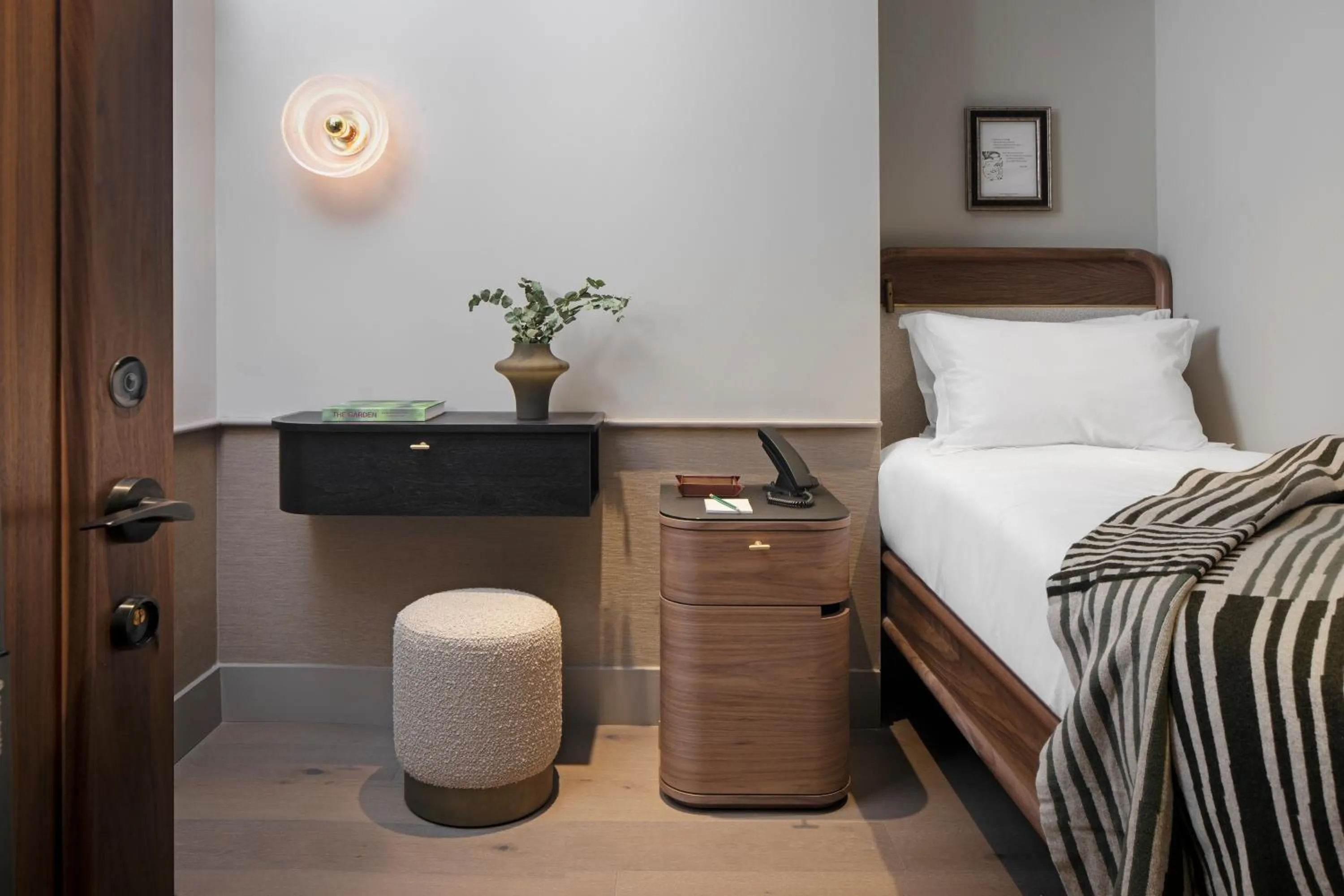 Studio Single in Montcalm Marble Arch Townhouse