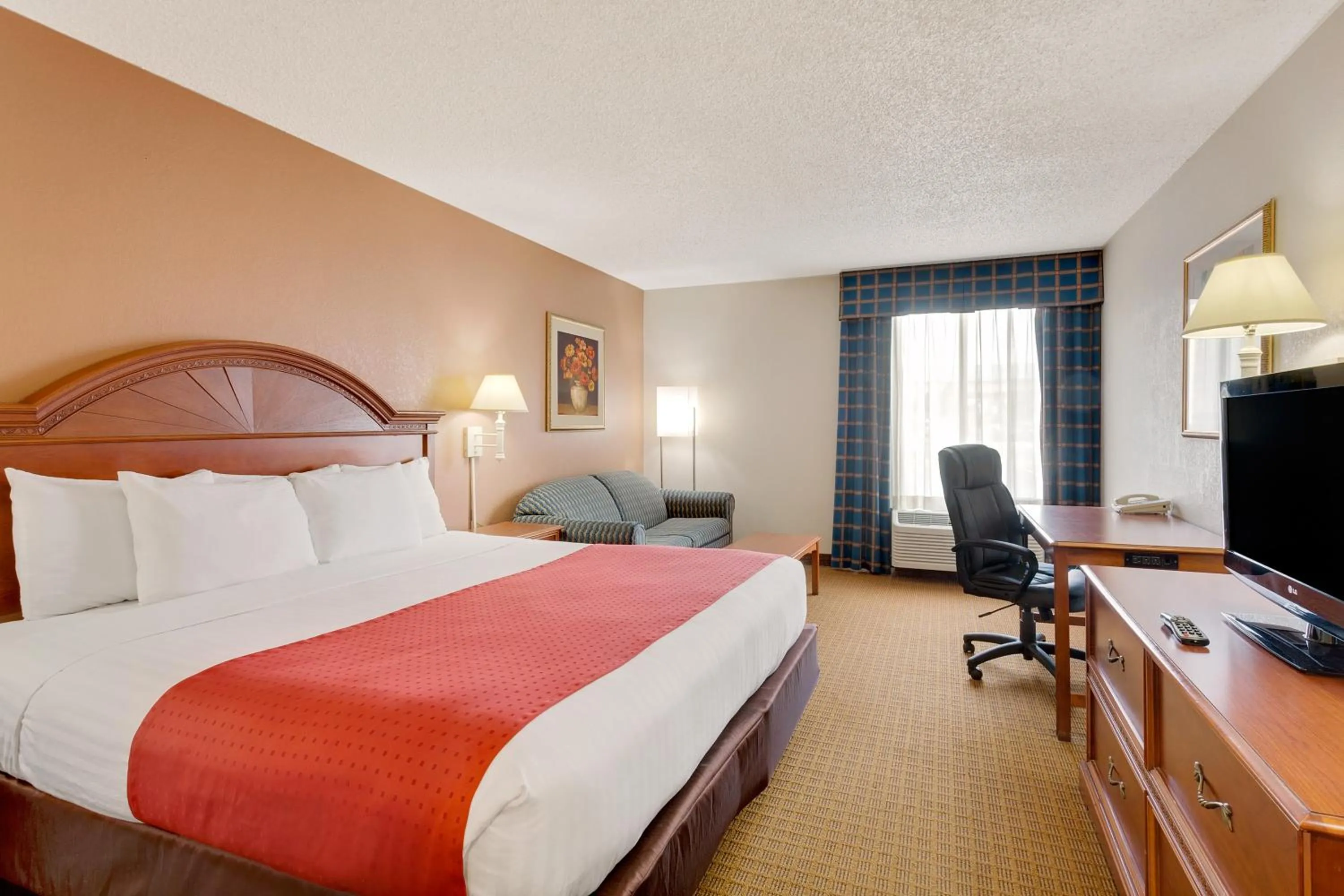 King Room - Non-Smoking in Ramada by Wyndham Provo
