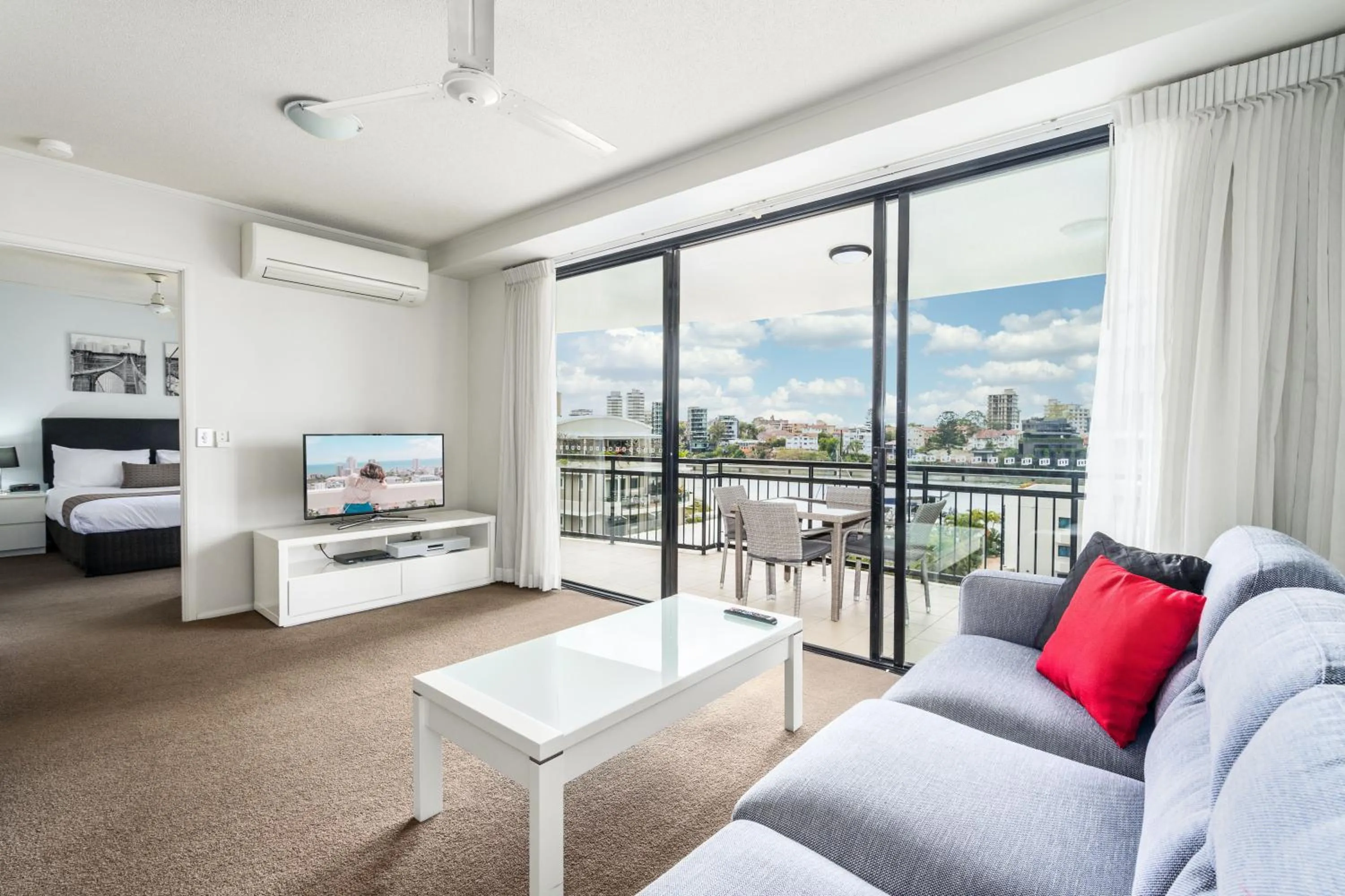 One-Bedroom Executive in The Docks On Goodwin