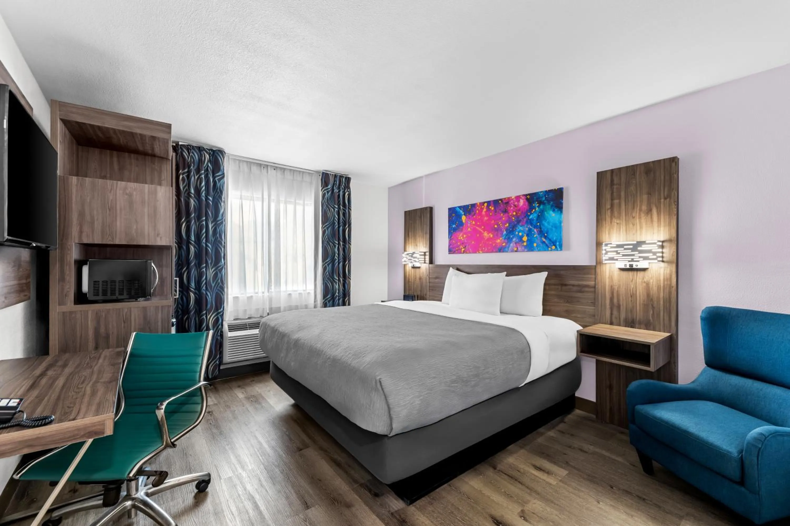 Superior King Room - Non Smoking in Quality Inn - Denton