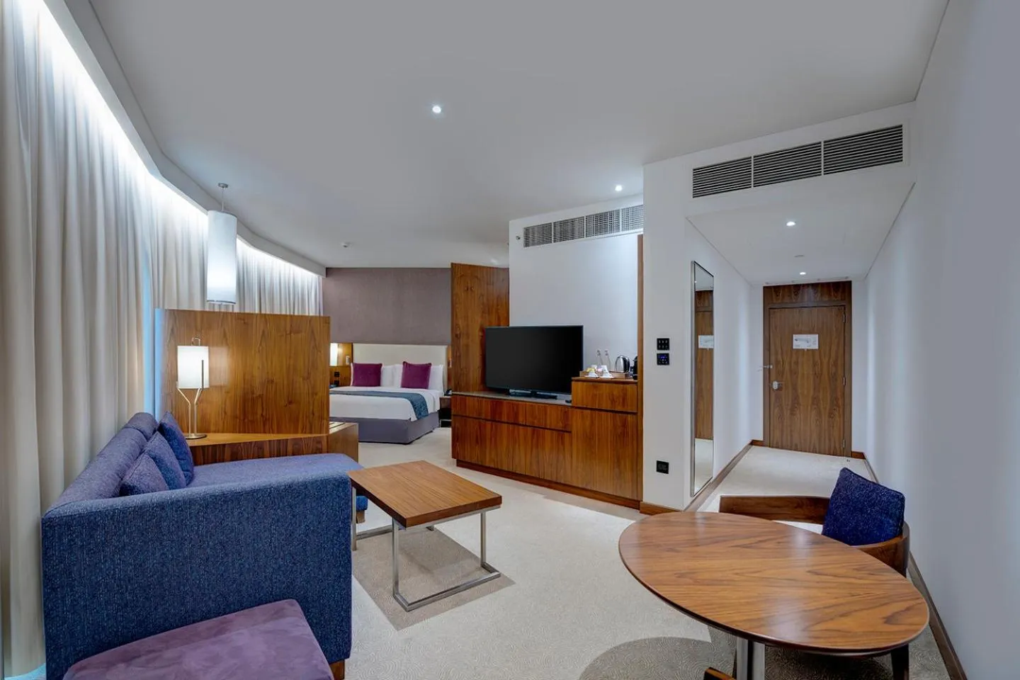 Junior King Suite with Mountain View and Lounge Access in Crowne Plaza Muscat OCEC by IHG