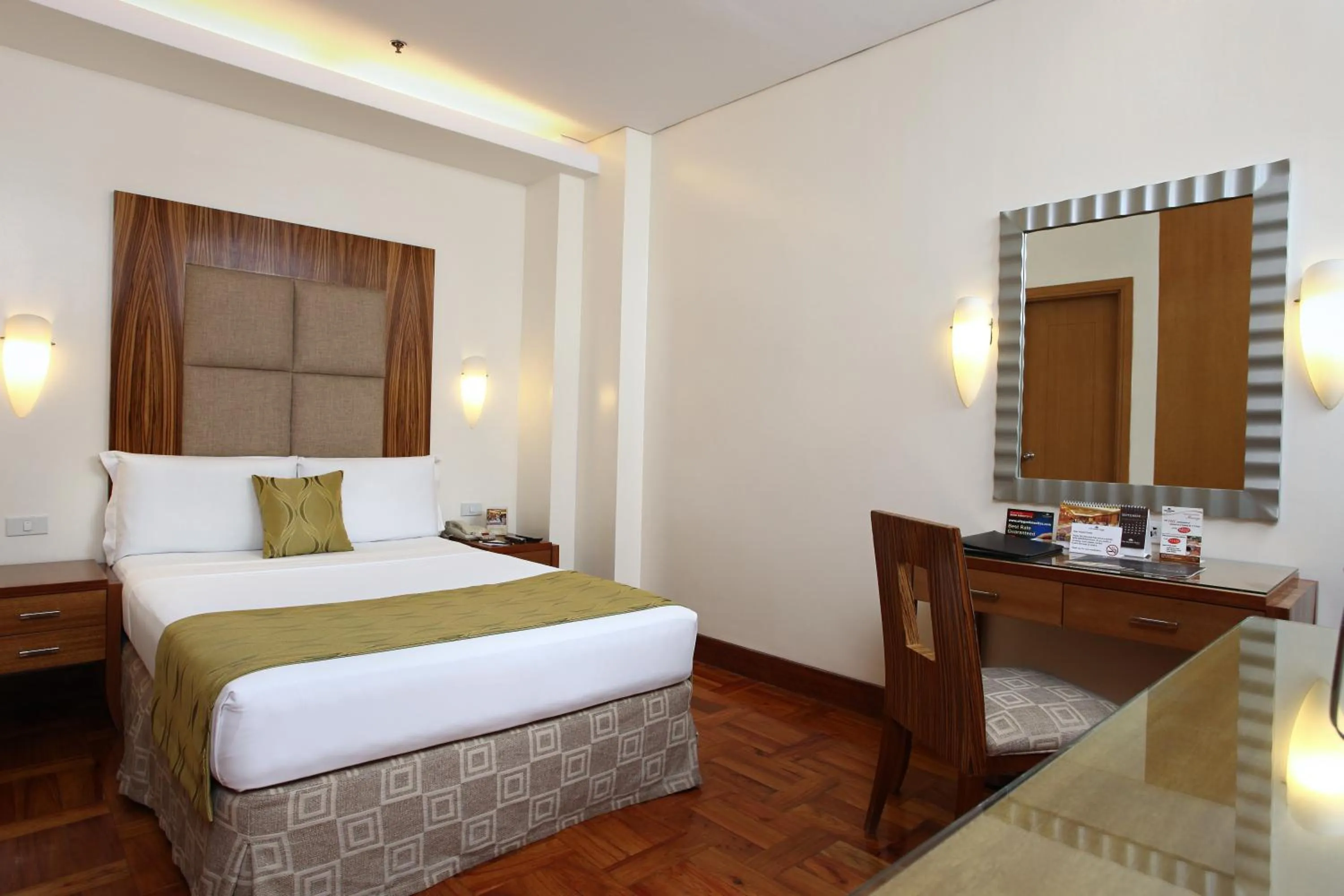 Standard Double Room No View - single occupancy in City Garden Suites Manila