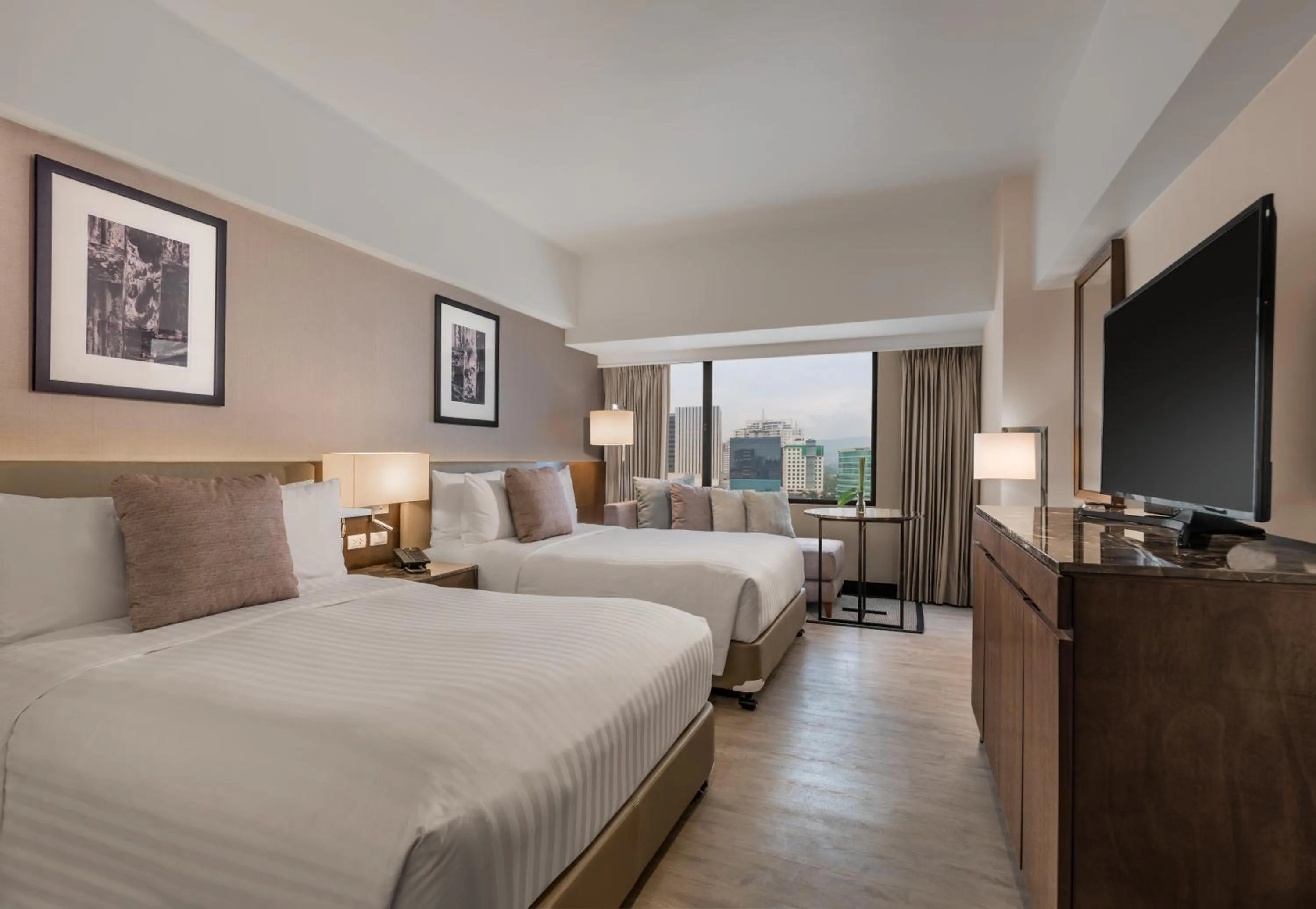 Deluxe Room  - single occupancy in Seda Ayala Center Cebu City