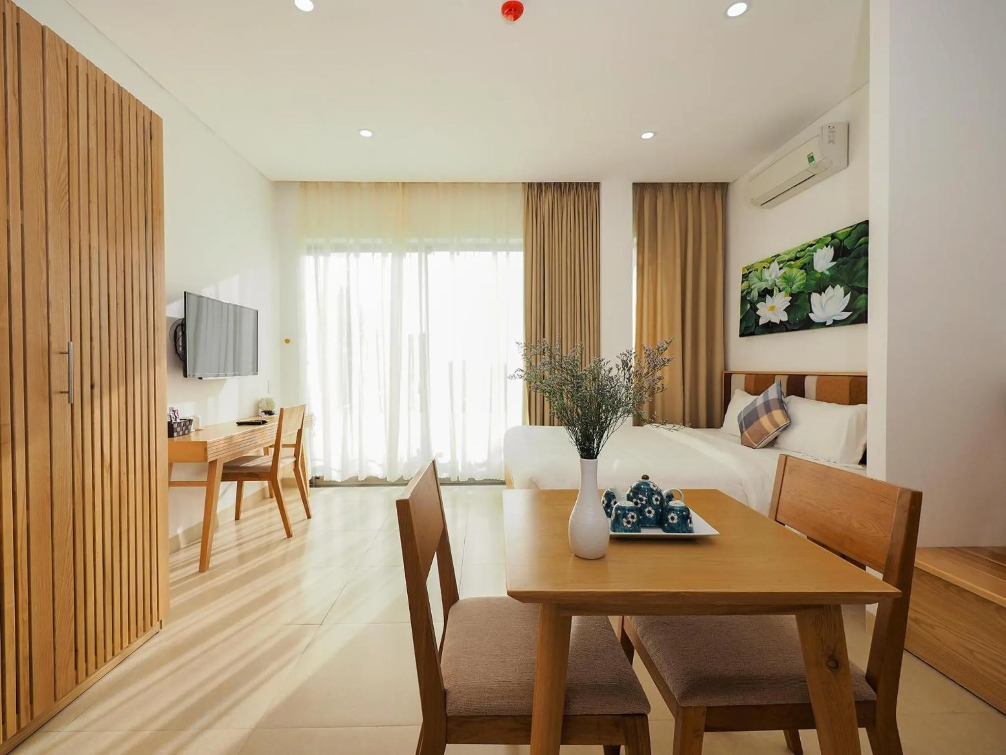 Executive Apartment with Balcony in Babylon Garden Da Nang