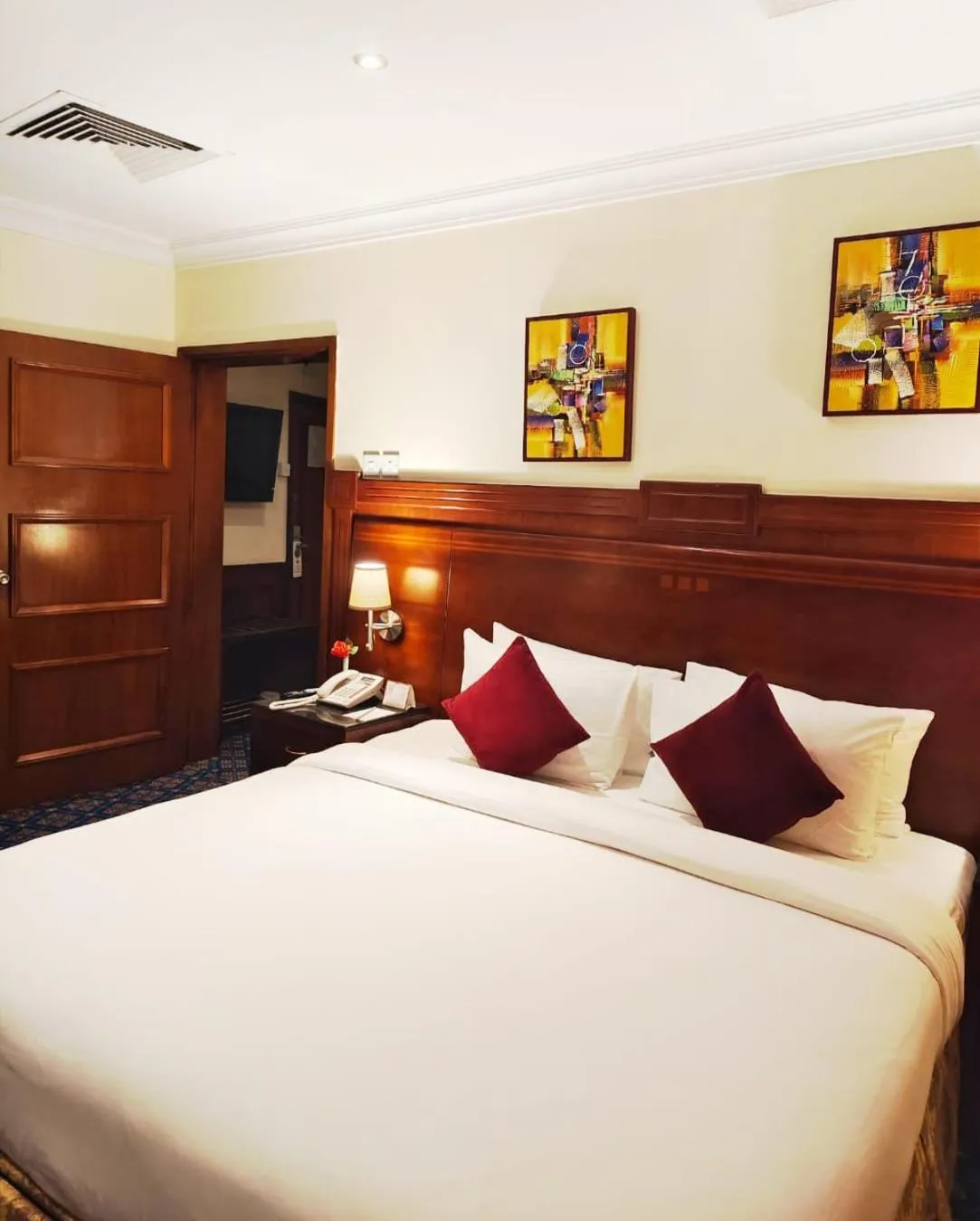 Deluxe Double Room in Ramee California Hotel