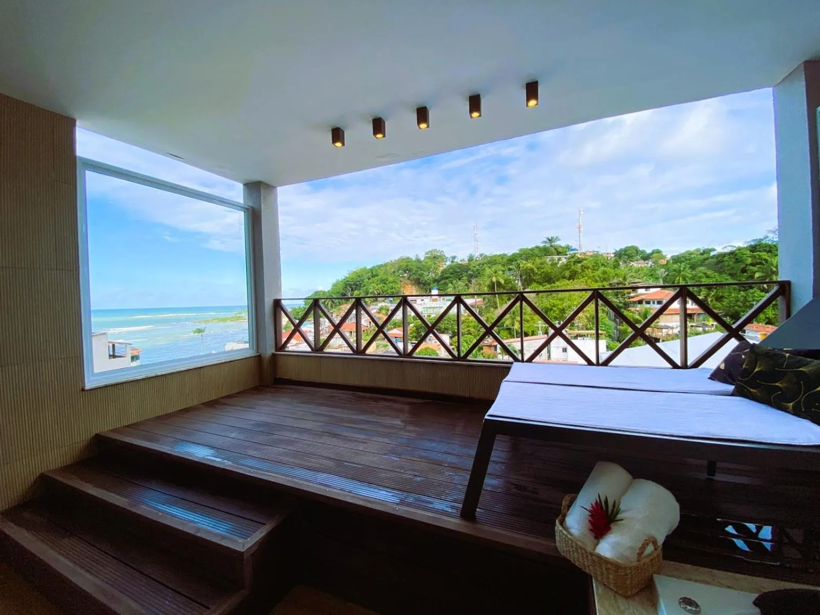 Luxury Double Room with Balcony and Ocean View in Charme Pousada Boutique & Spa