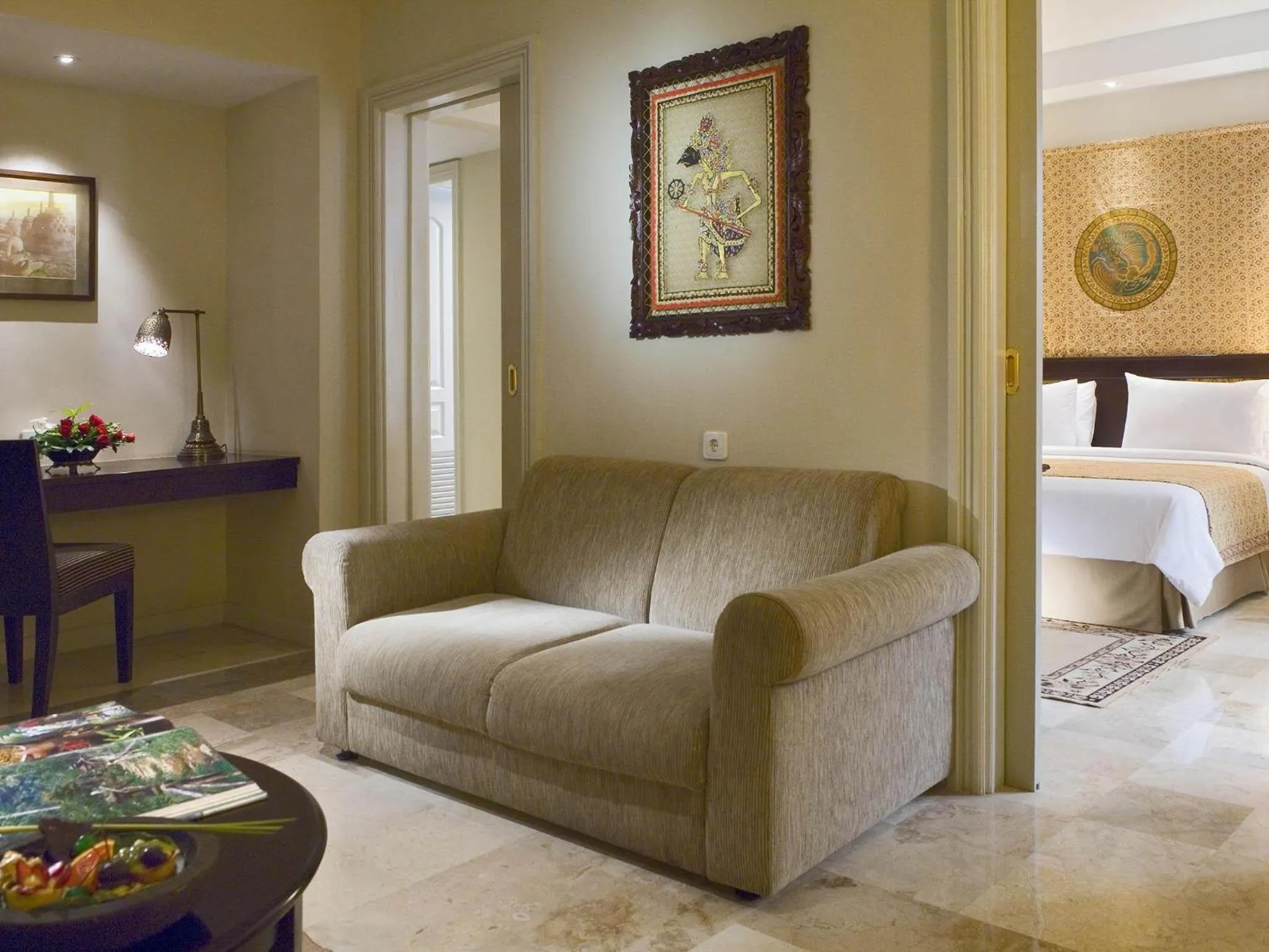 Legendary King Suite in The Phoenix Hotel Yogyakarta - Handwritten Collection