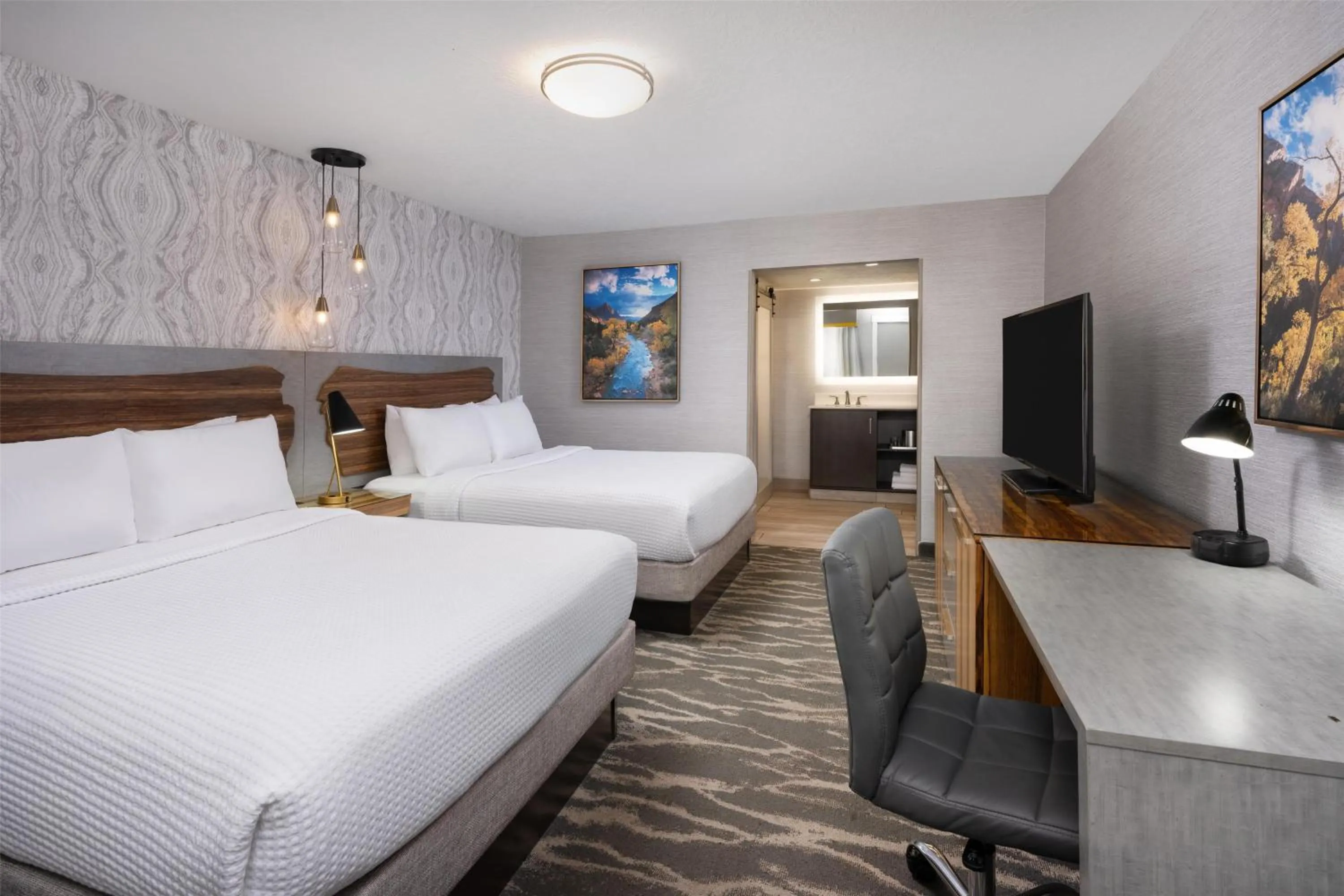 Queen Room with Two Queen Beds - Non-Smoking in Aiden by Best Western St George