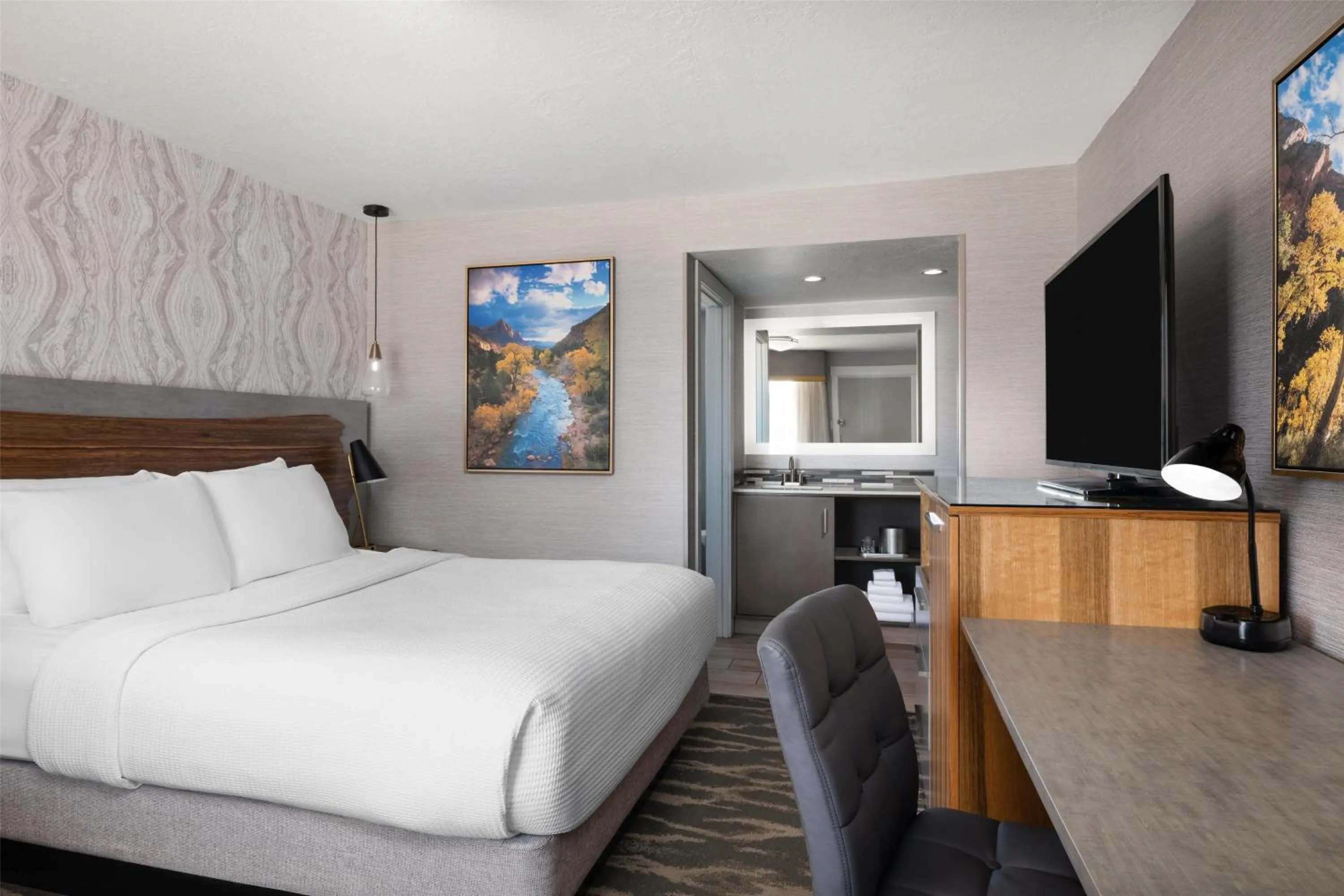 Queen Room - Non-Smoking in Aiden by Best Western St George