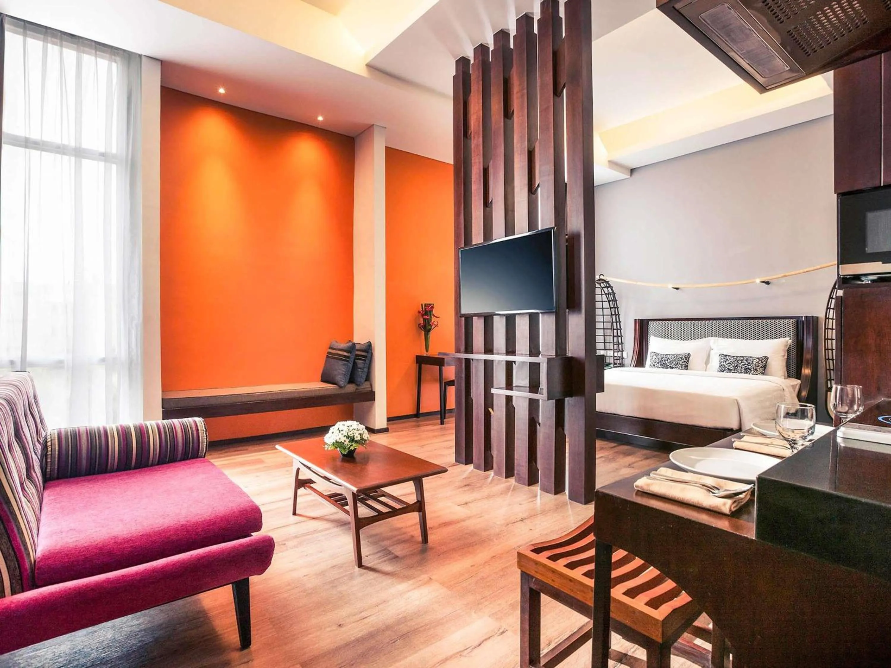 Family King Studio Suite in Mercure Surabaya Grand Mirama