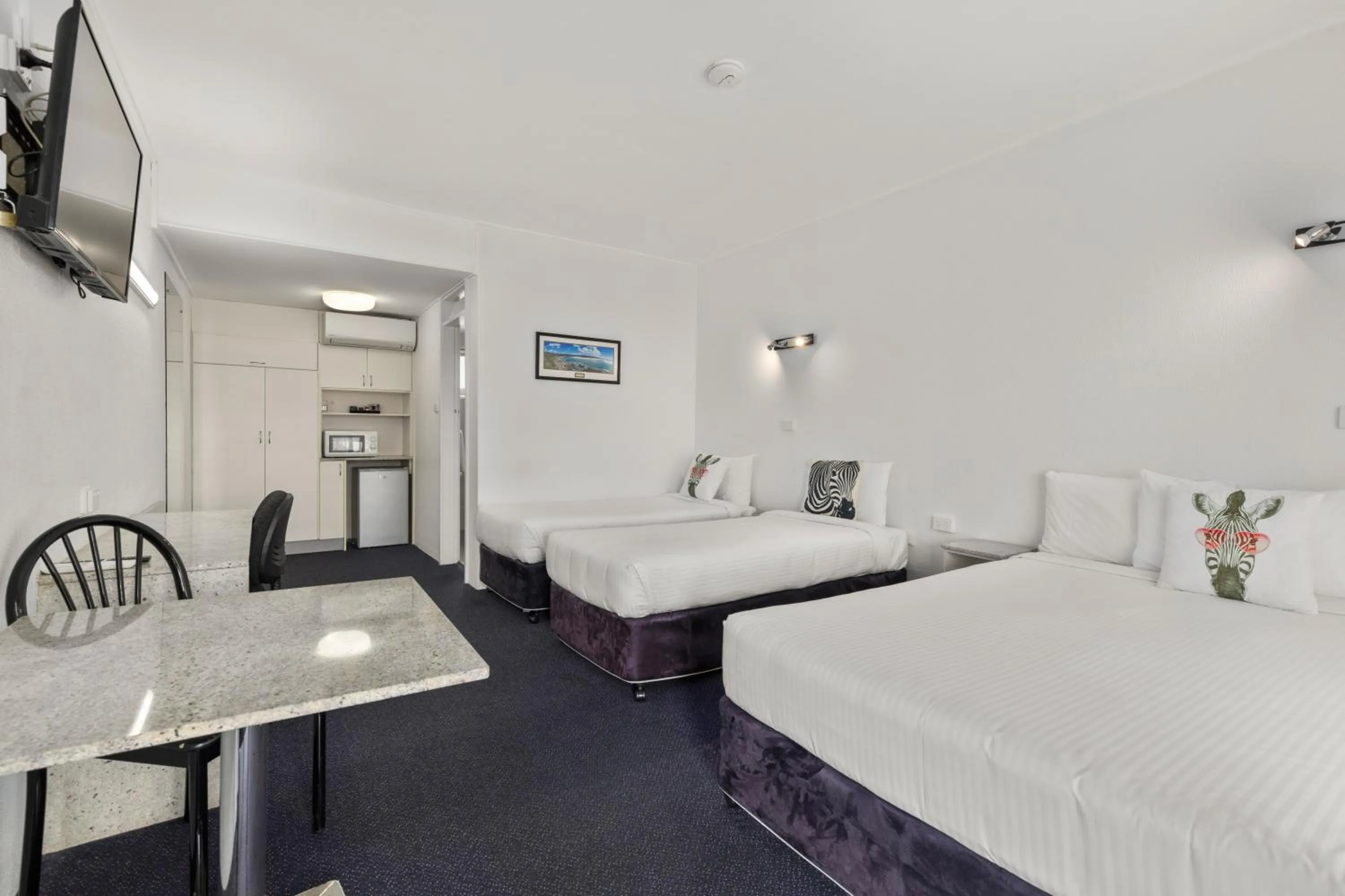 Family Room - Not Pet Friendly  in Zebra Motel