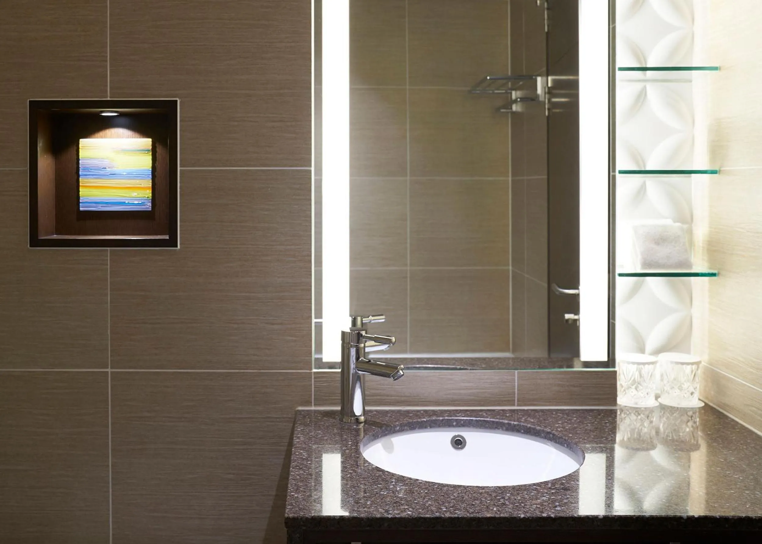 Premier King Bedroom with Breakfast & Club SKY Lounge in Royal Hotel Seoul