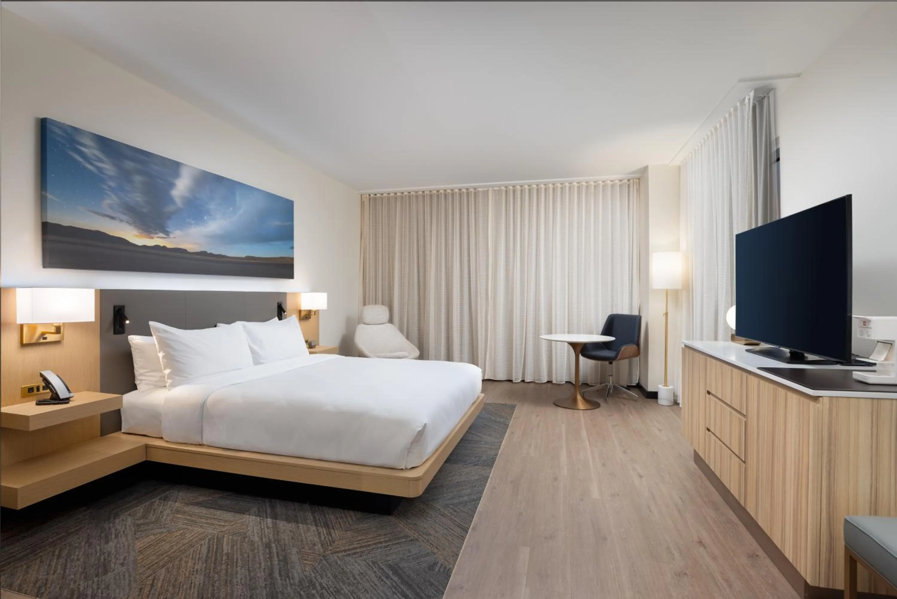 Classic King Room in The Moran CITYCENTRE