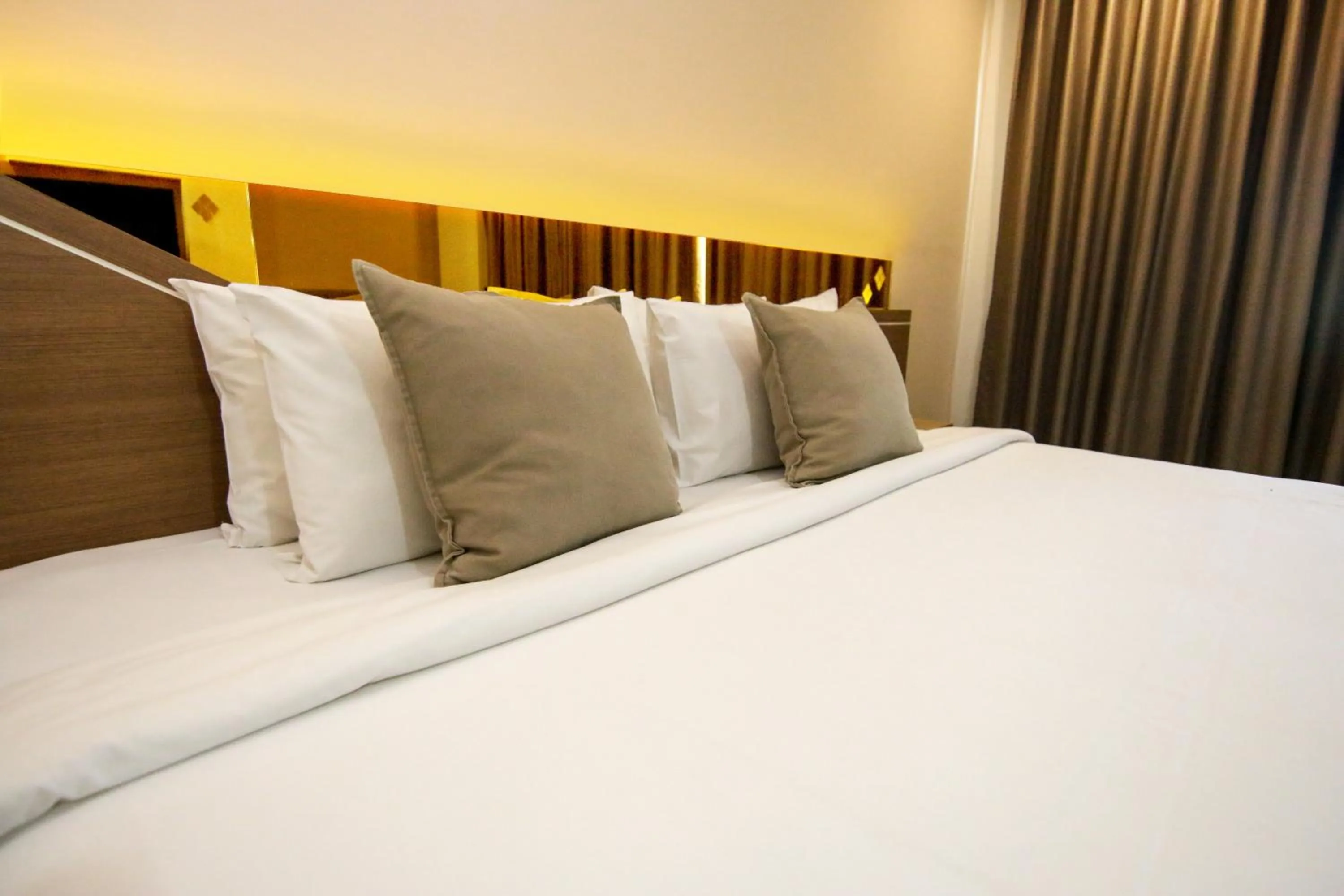 Deluxe Room in Srilamduan Hotel