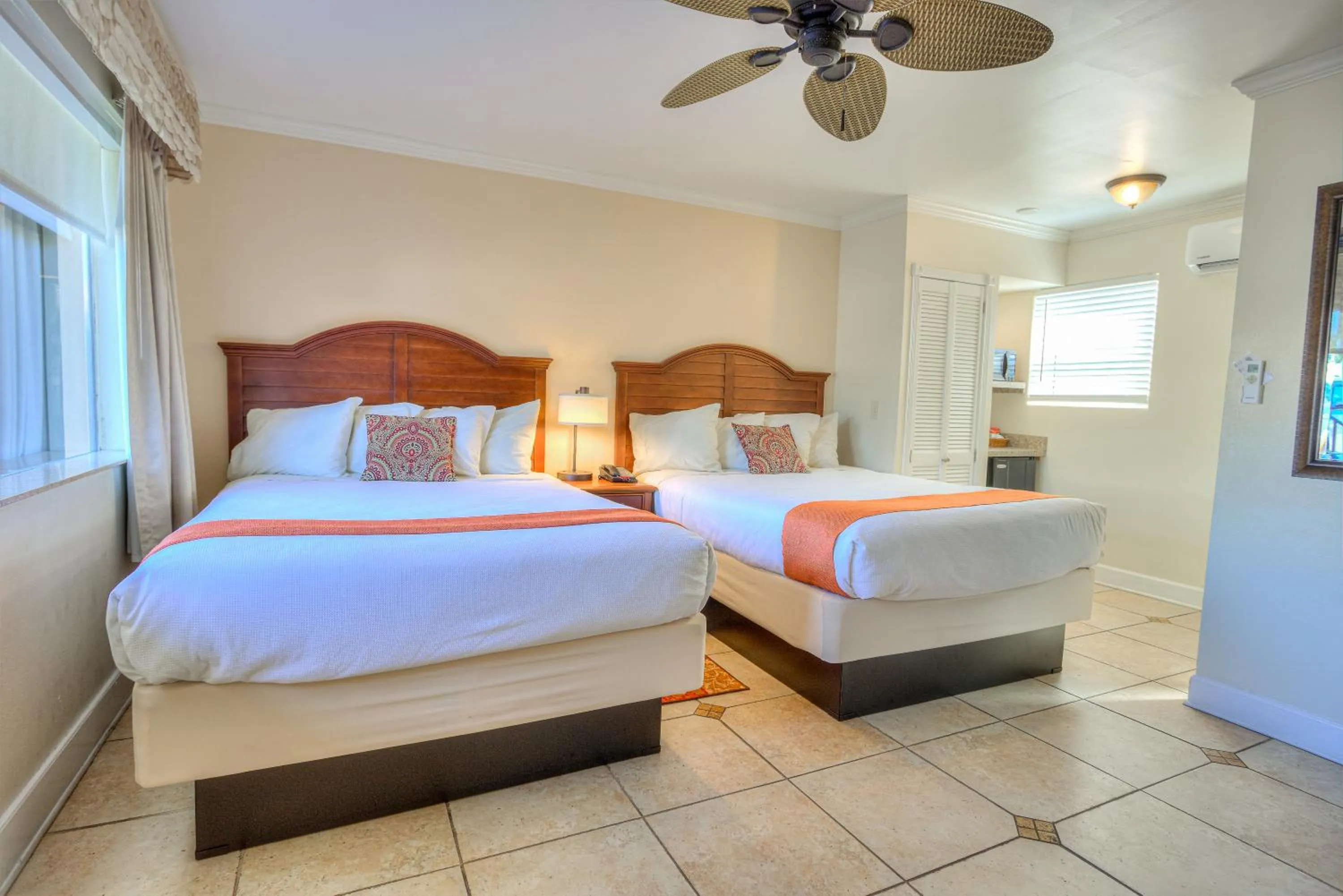 Queen Room with Two Queen Beds in La Fiesta Ocean Inn & Suites
