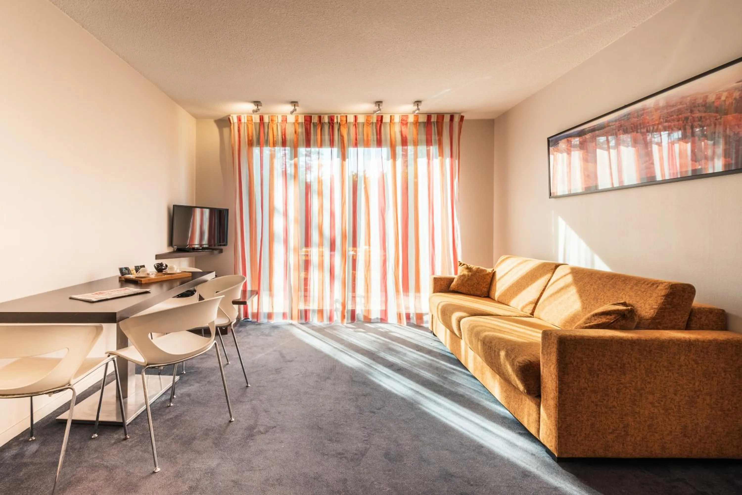 Duplex Apartment (5 Adults) in Résidence de Diane - Toulouse