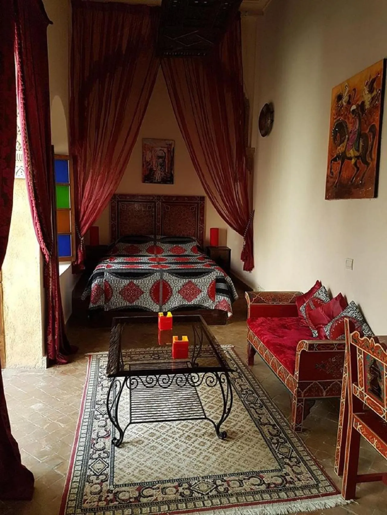 Rouge Deluxe Suite in Riad Marlinea