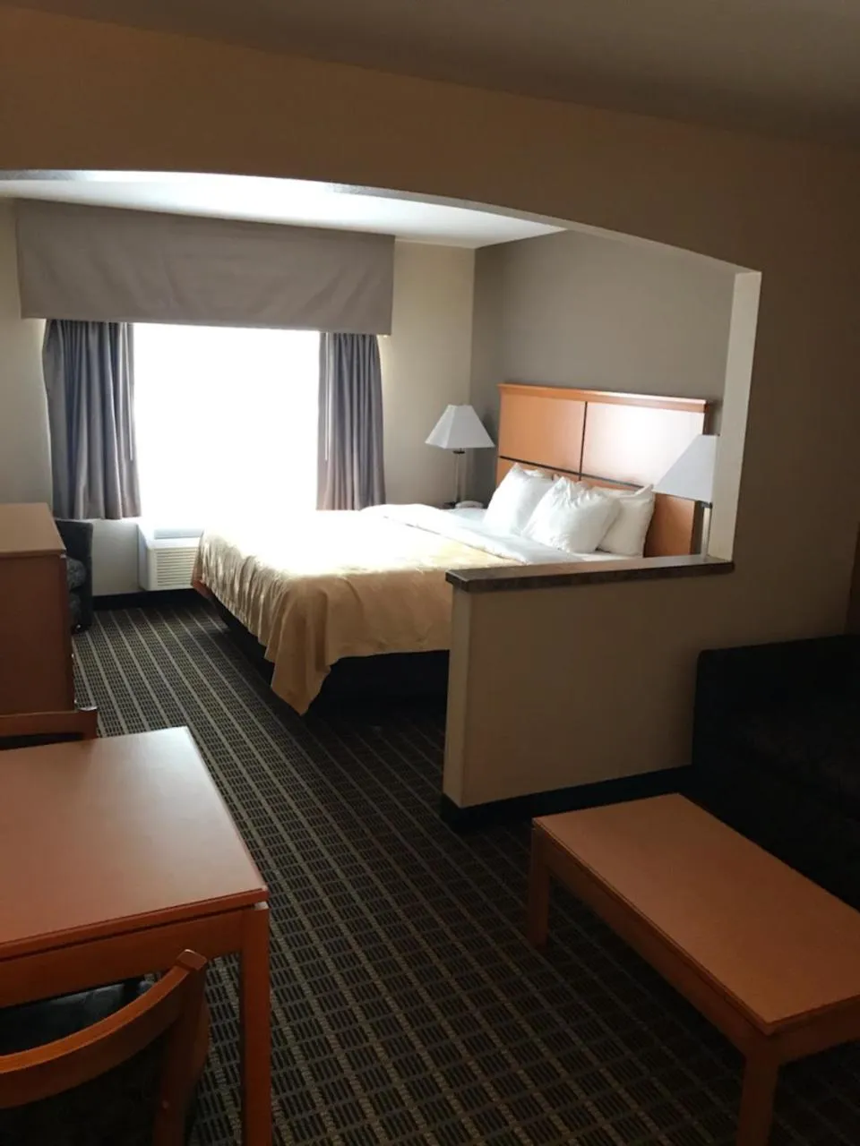 King Room - Accessible/Non-Smoking in Quality Inn and Suites Summit County