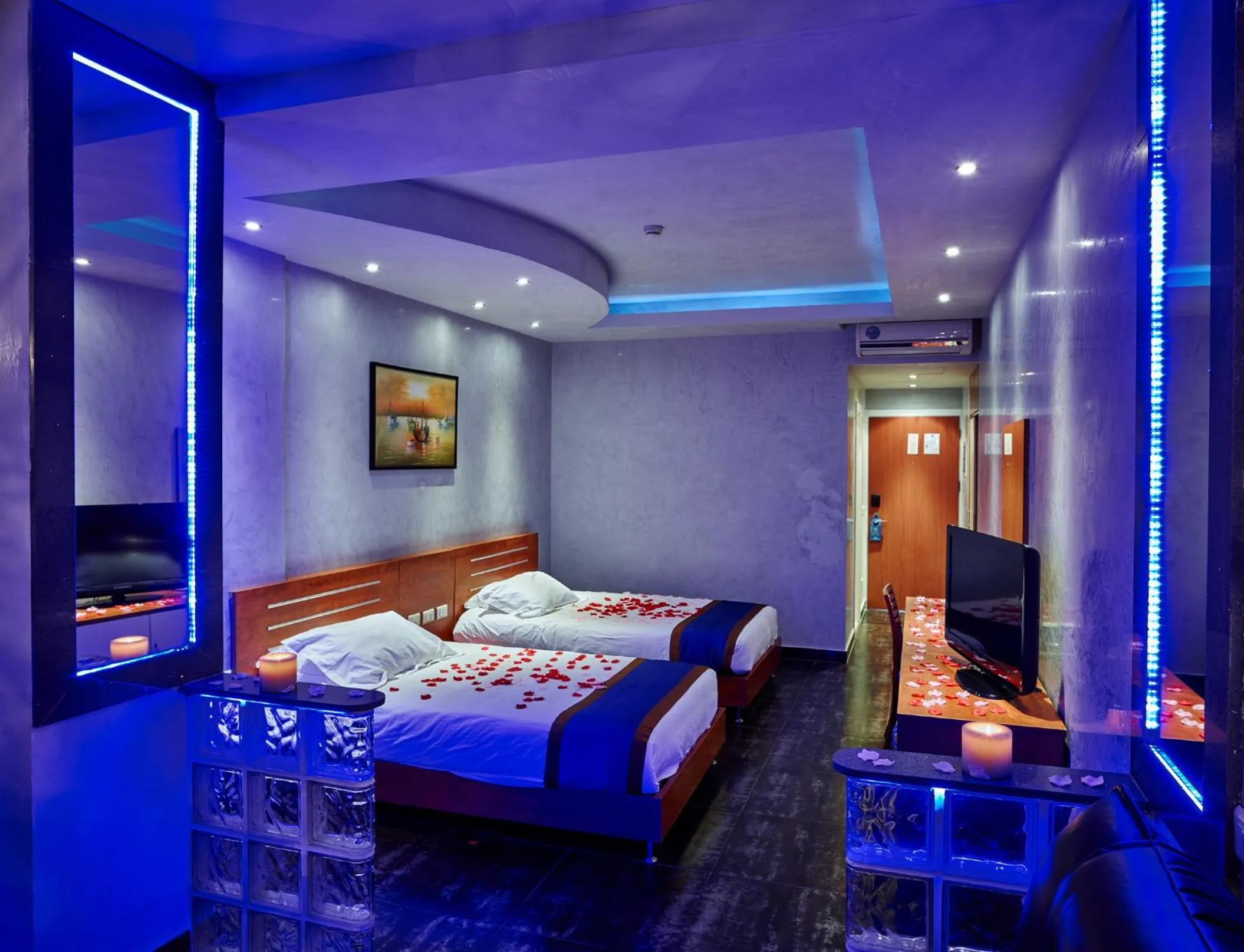 Superior Twin Room with Partial Sea View in Princessa Hotel