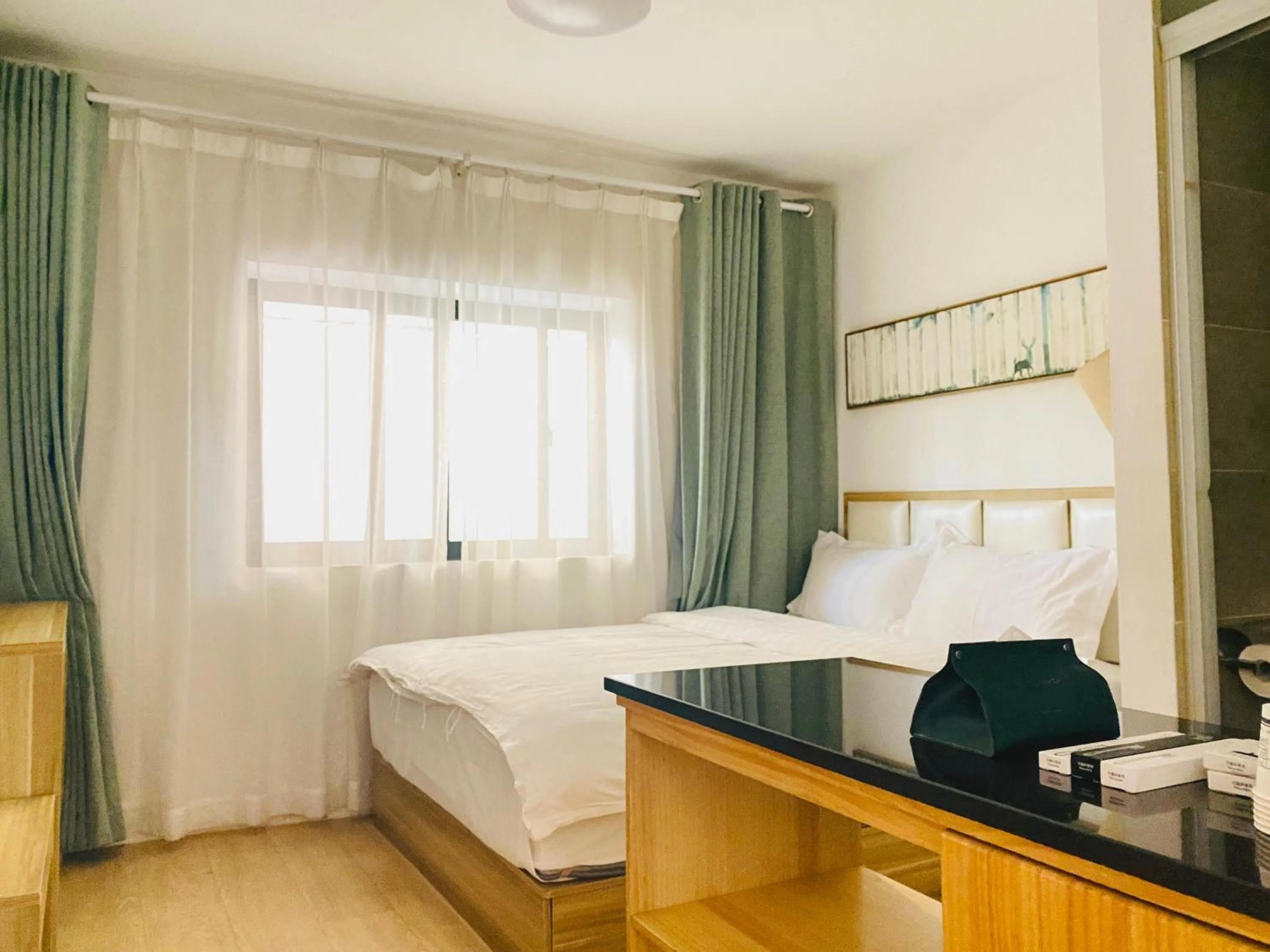 Superior Double room in Dayin International Youth Hostel - Oriental Pearl & Lujiazui