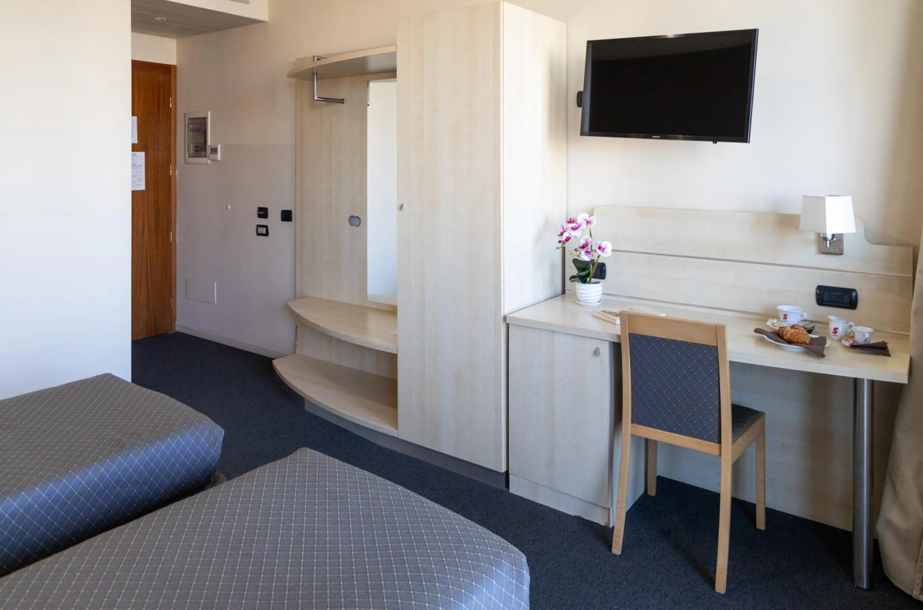 Twin Room in Hotel Giallo