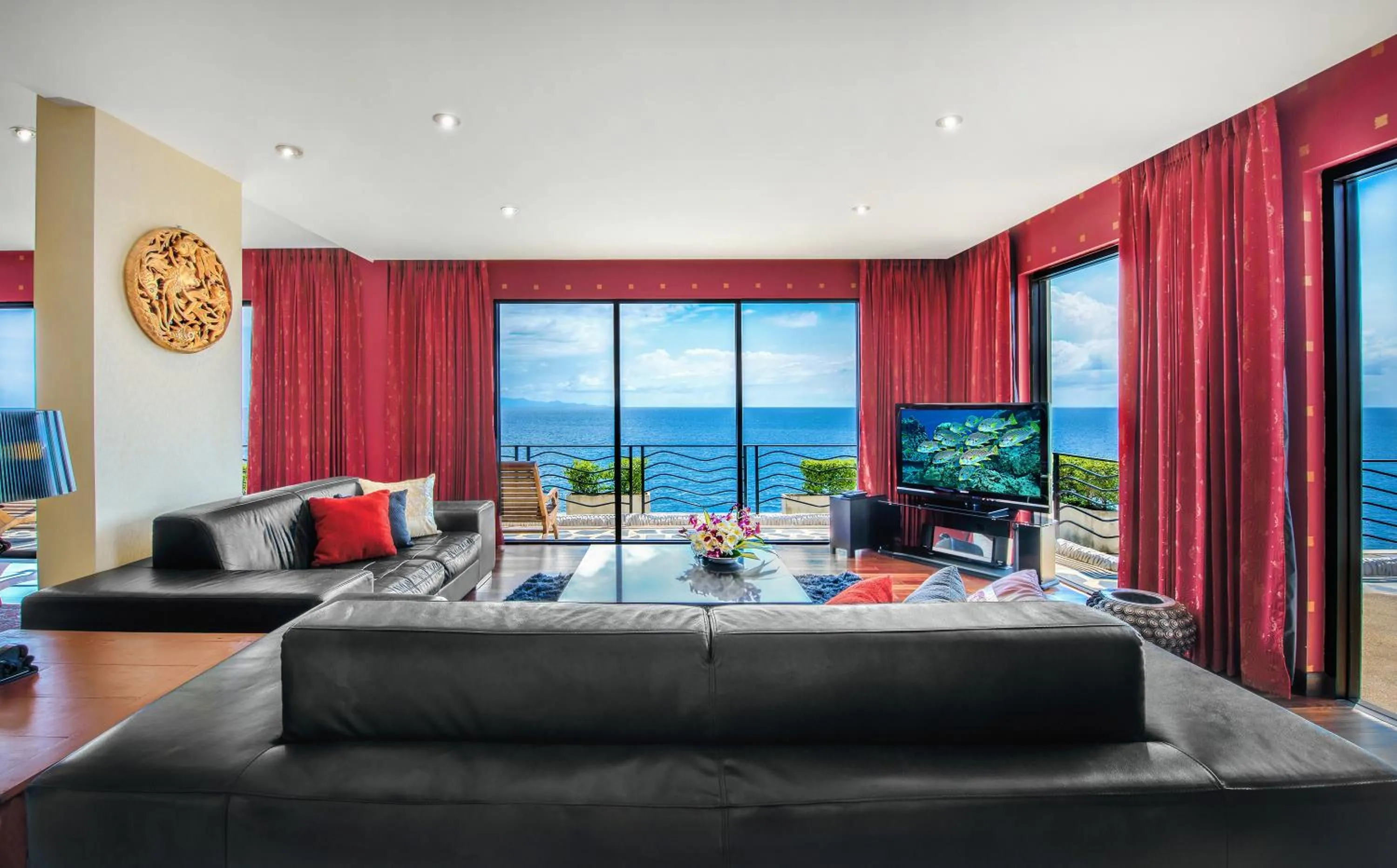 Royal Suite with Sea View 2 Bedrooms in Jamahkiri Dive Resort & Spa