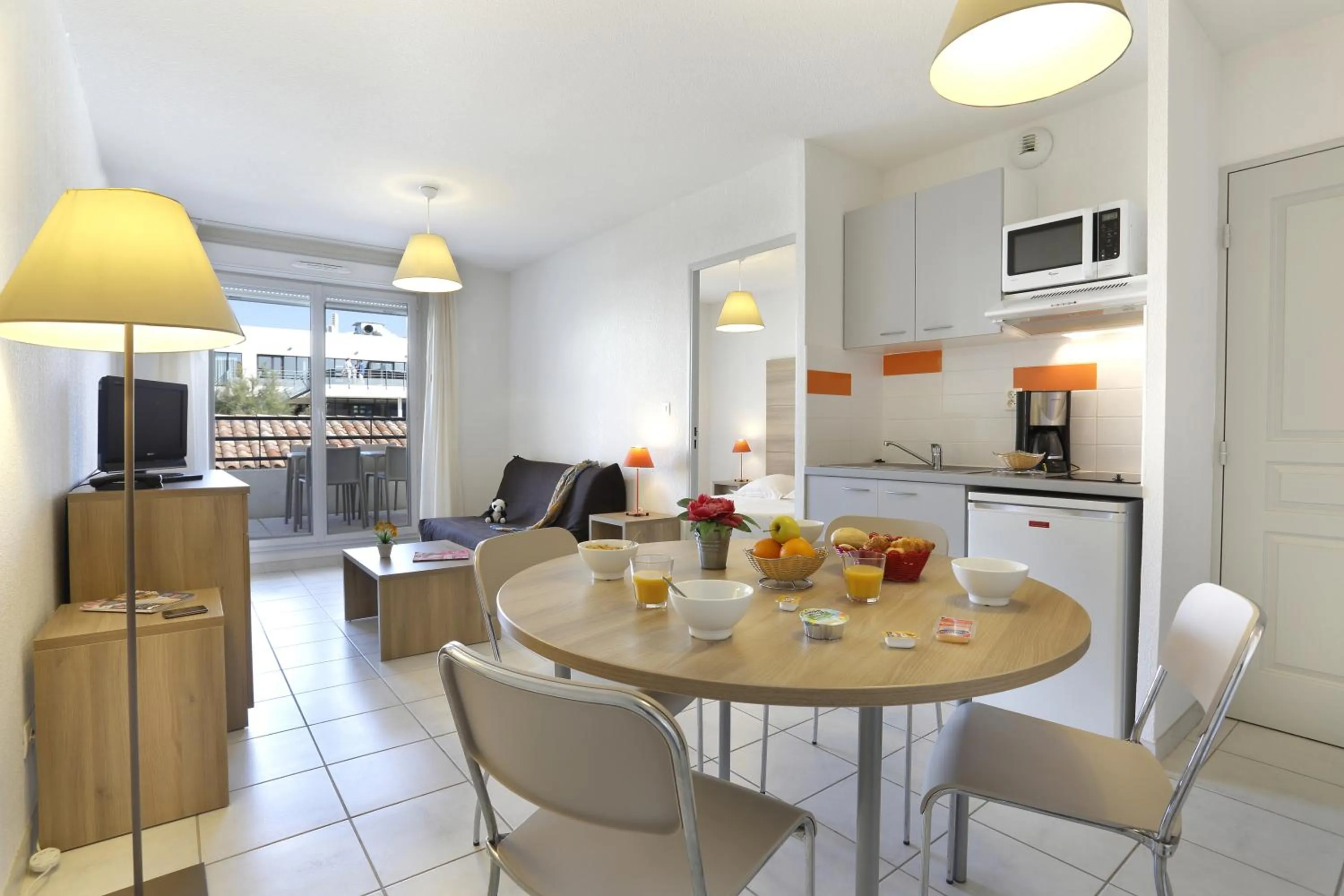 One Bedroom Apartment (4 Adults) - Disability Access in Vacancéole - Résidence Cap Camargue