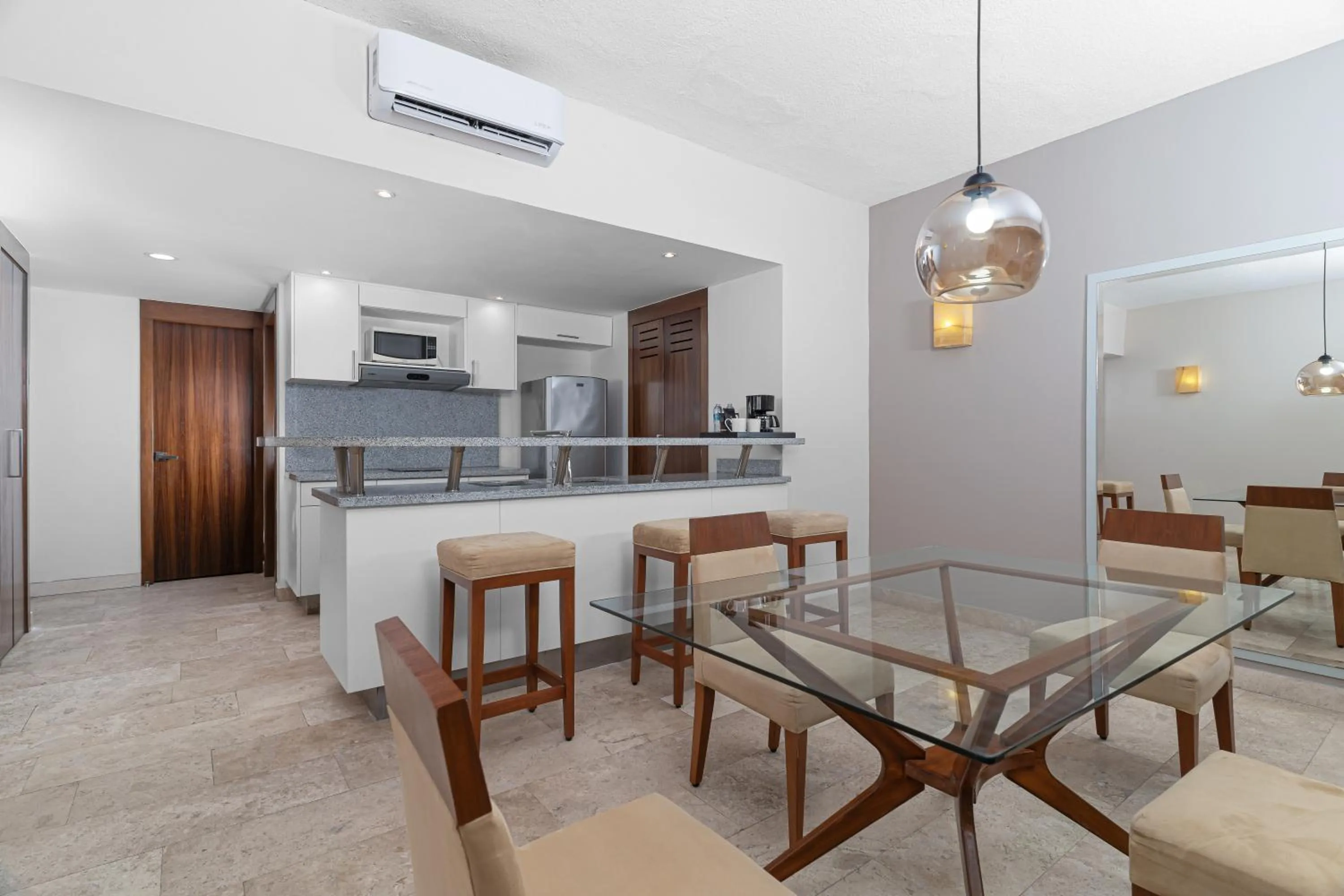 One Bedroom Suite  - single occupancy in Krystal Grand Los Cabos - All Inclusive