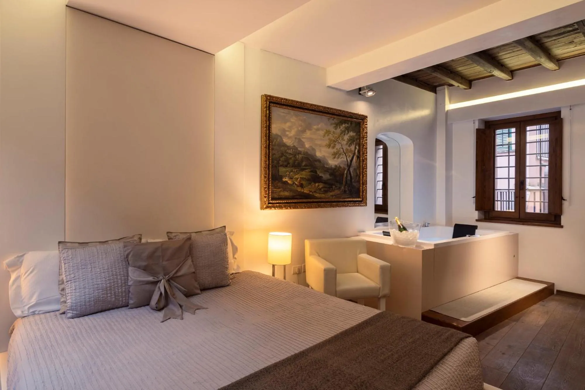 Executive Suite with Spa Bath in Gigli D'Oro Suite