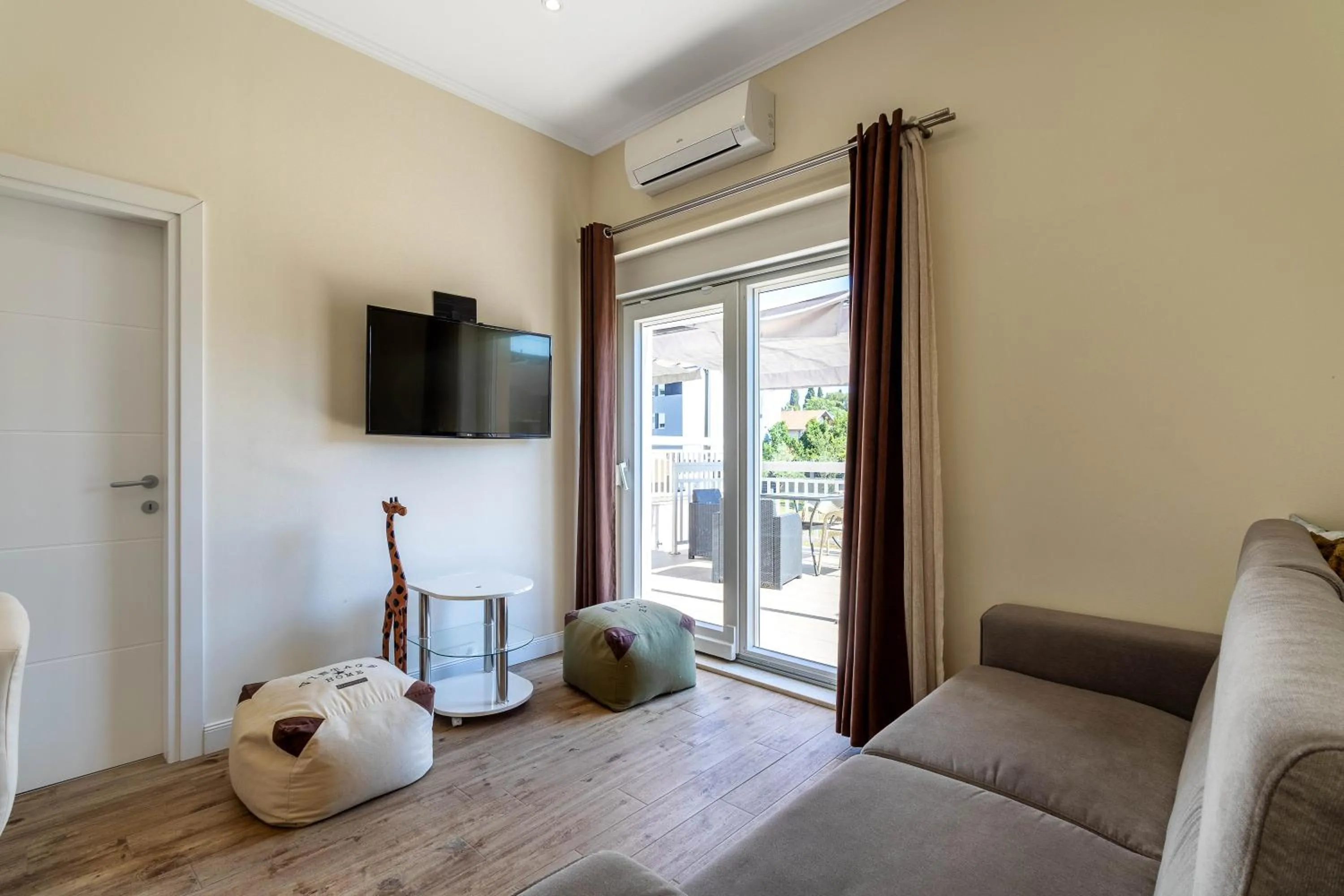 Superior Apartment in StaySplitBay