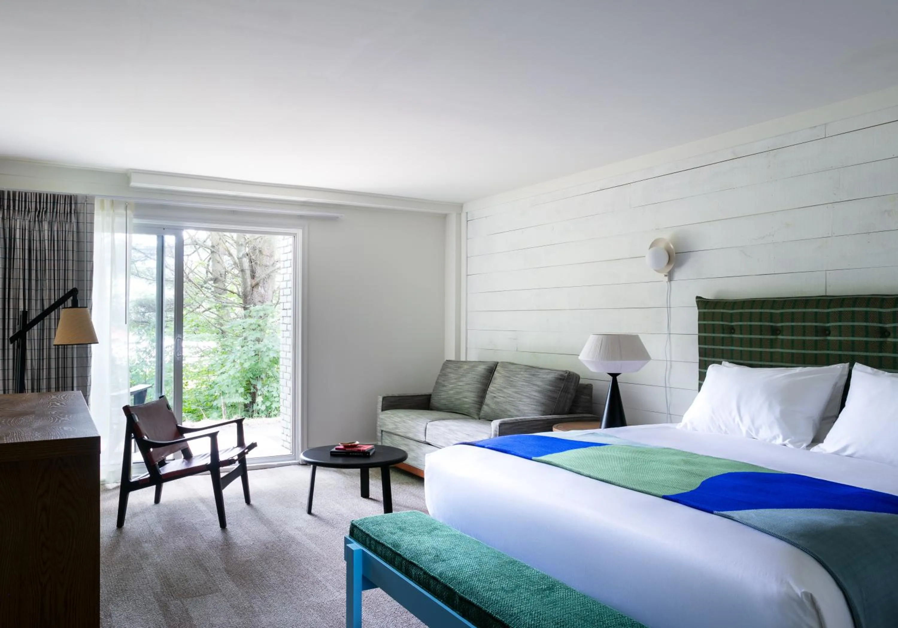 King Suite with Sleeper Sofa - single occupancy in Outbound Stowe