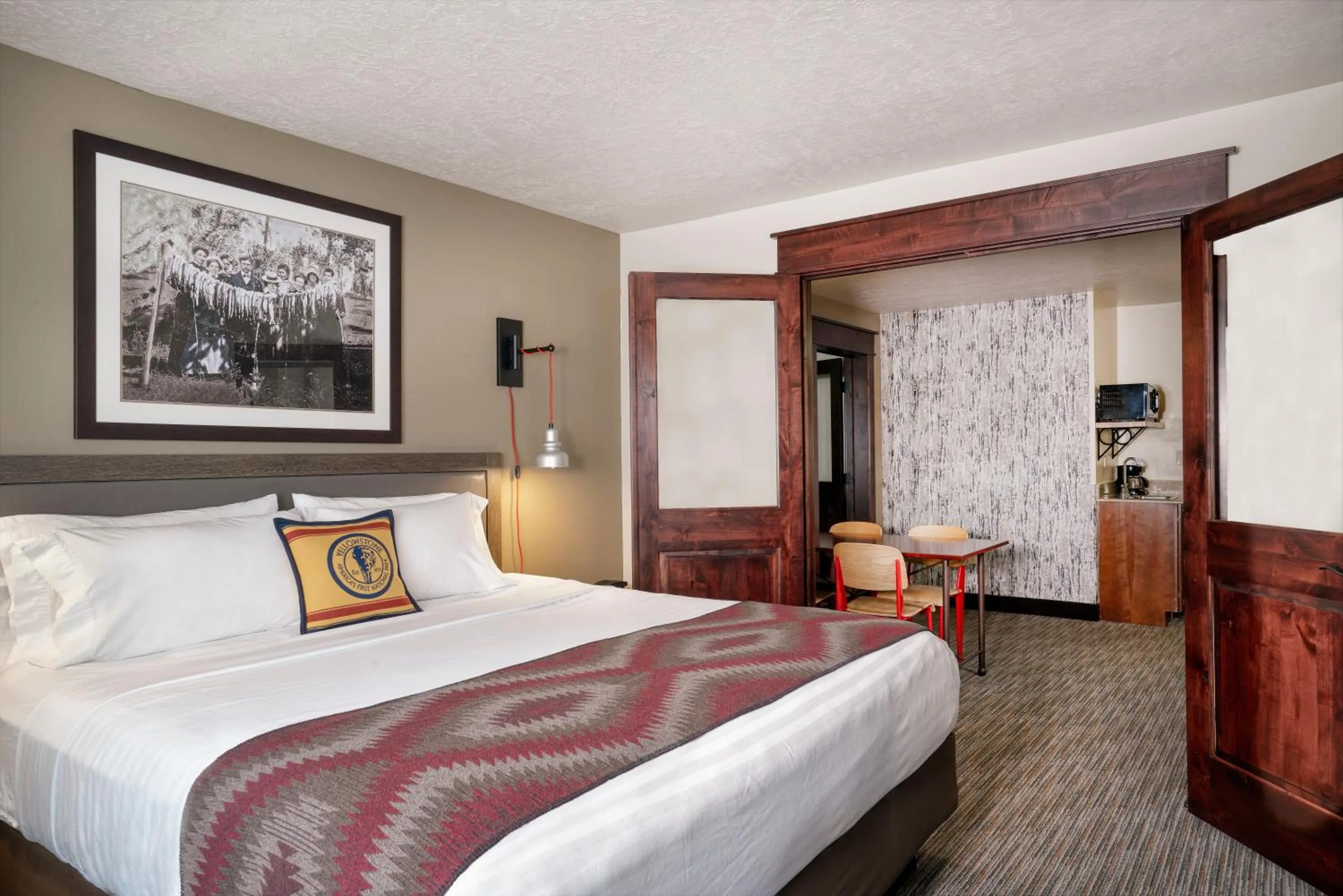 King Room in Yellowstone Park Hotel