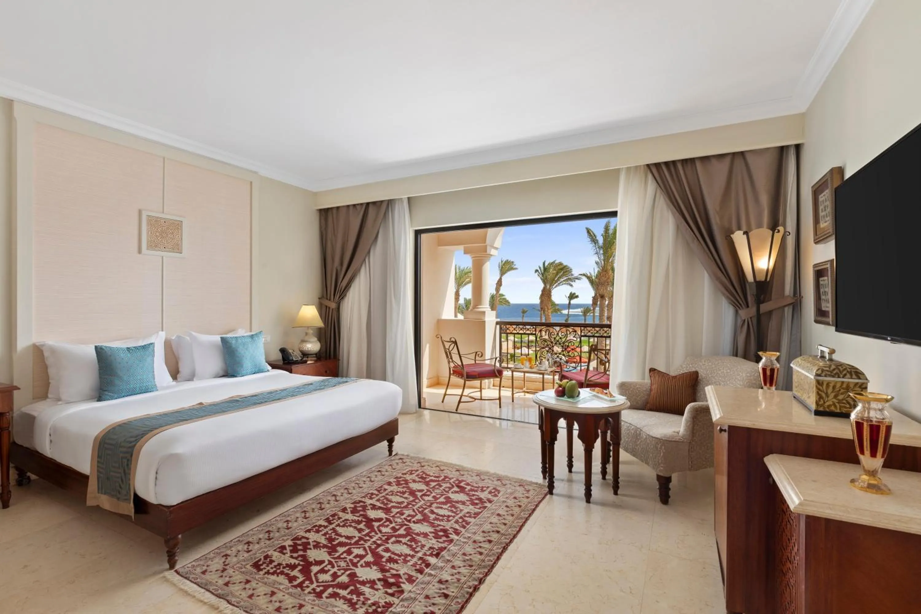 Deluxe Double Room with Sea View - single occupancy in Pickalbatros The Palace Port Ghalib