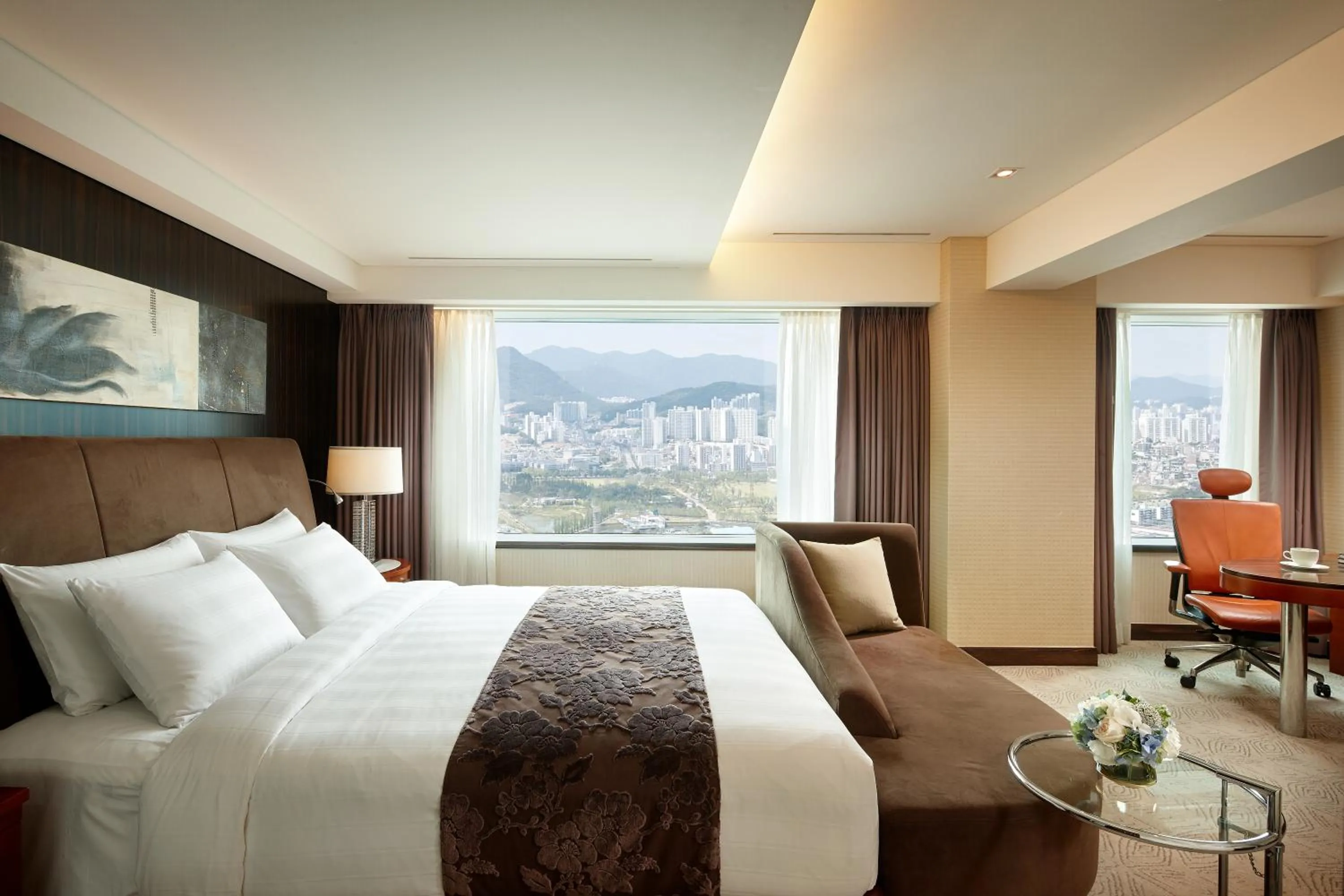 Club Premier Double with swimming pool, fitness, sauna access for 2pax - single occupancy in Lotte Hotel Busan