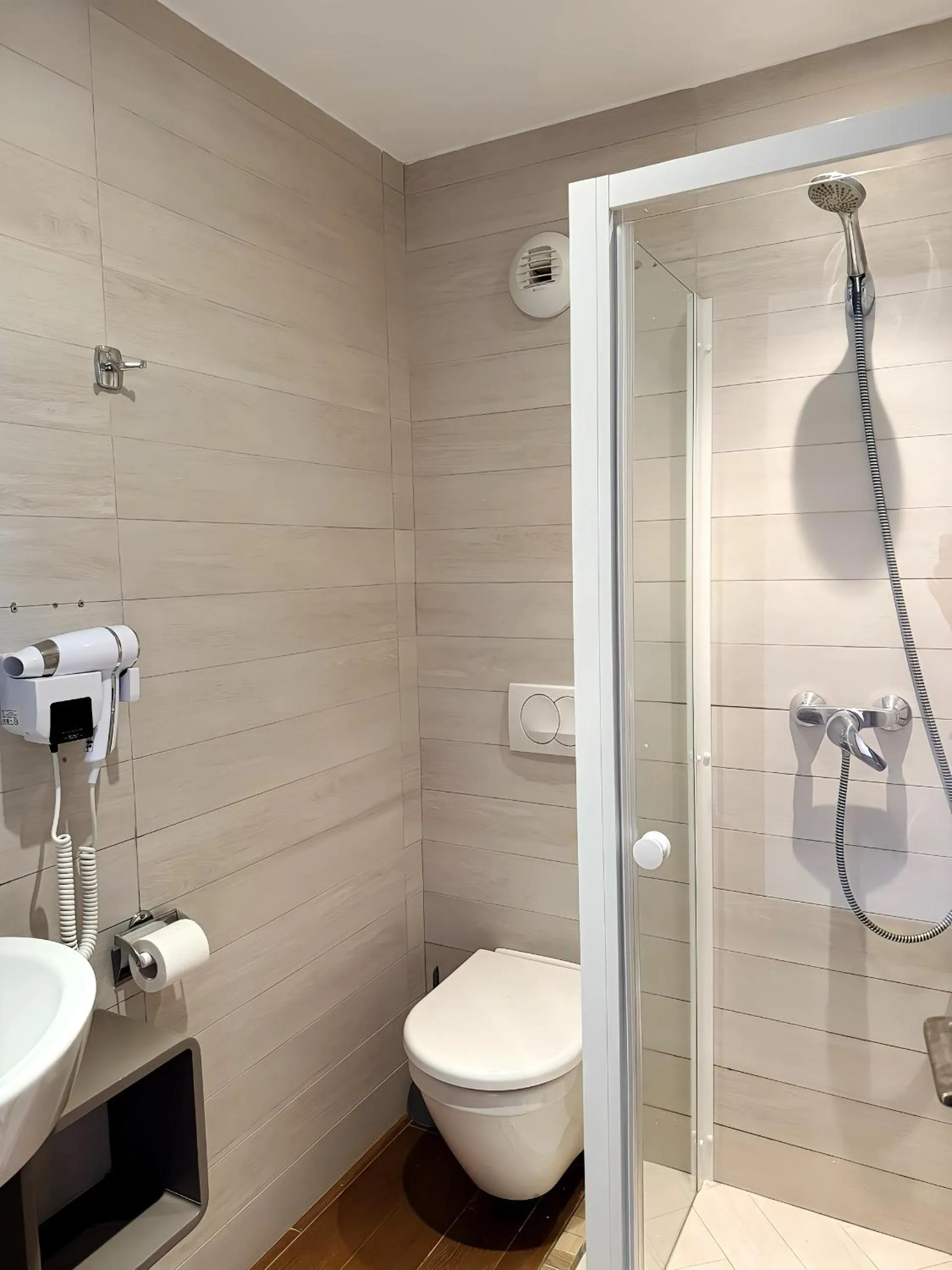 Double Room - Mountain Side in Hôtel Thalassa