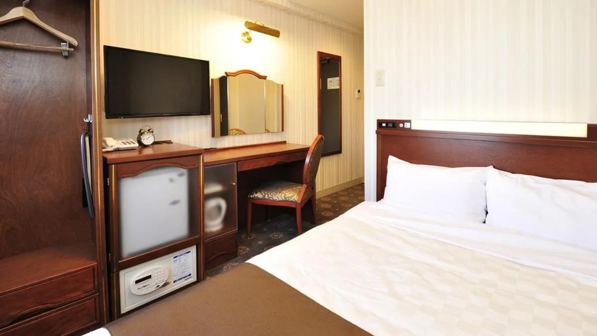 Double Room with Small Double Bed - Smoking in Hotel Paco Obihiro Ekimae