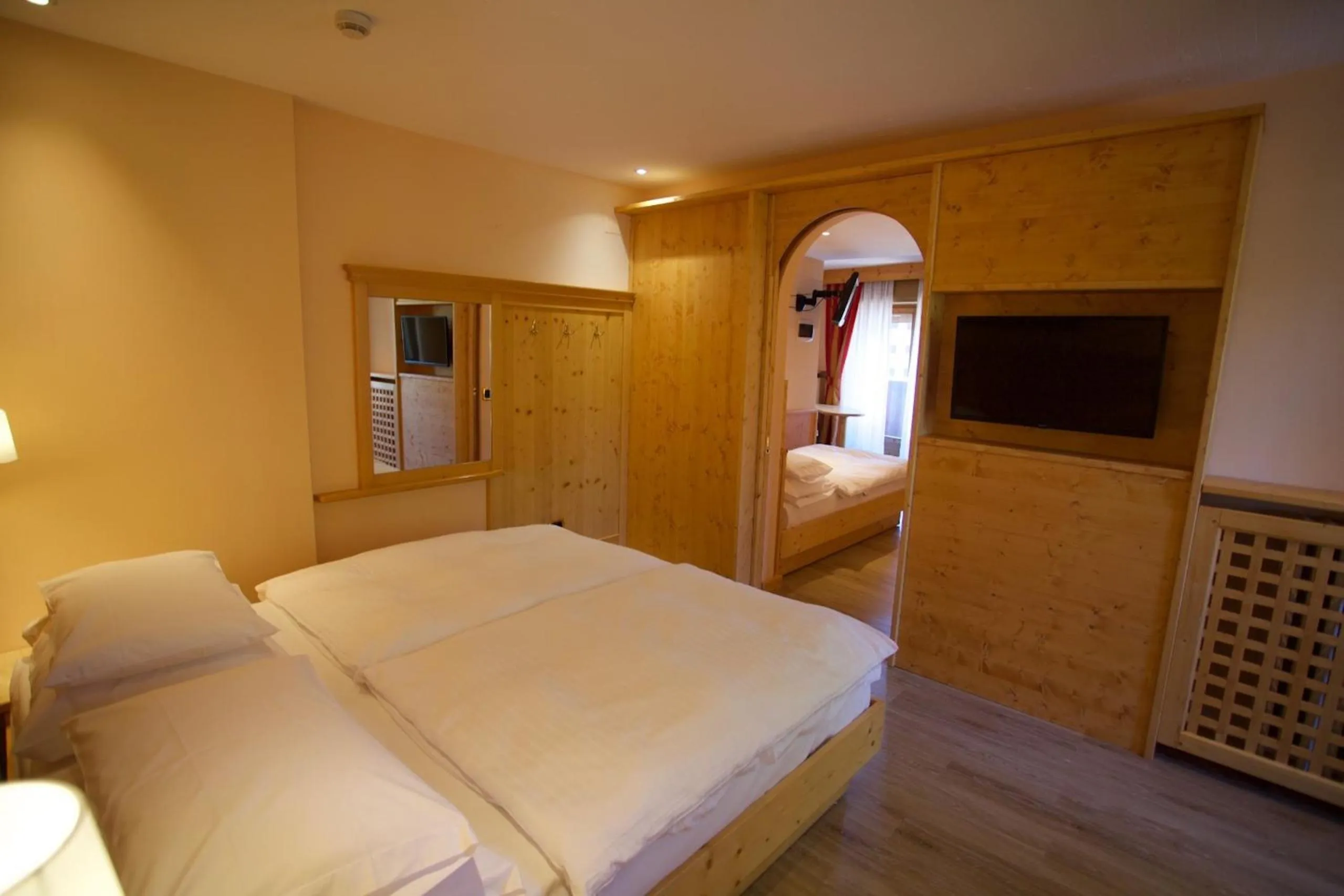 Comfort Family Room with Balcony and Moutain View - Non-Smoking in Hotel Cima Rosetta - BW Signature Collection