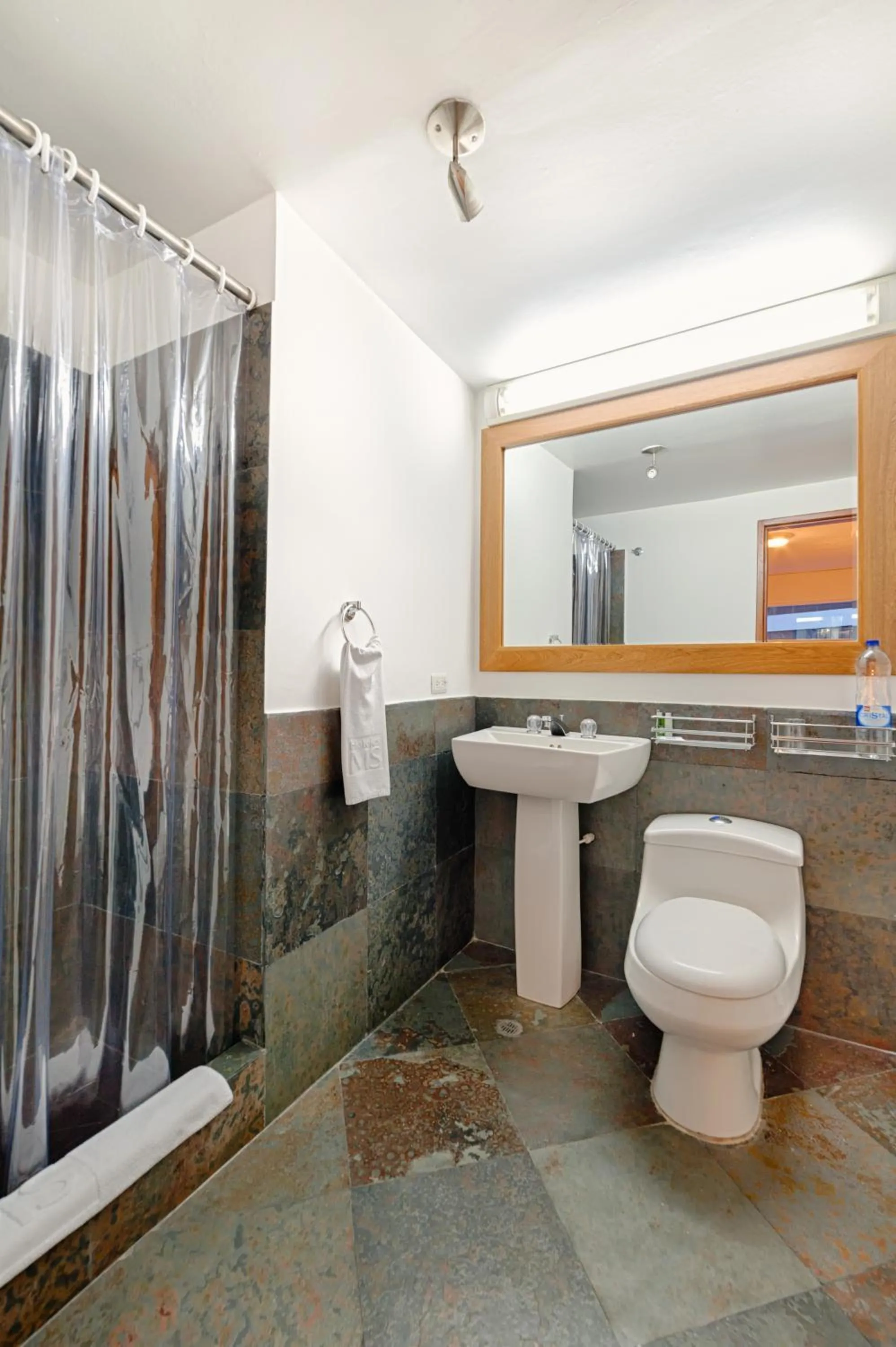 Superior Queen Room in Hotel Oceanía Bogotá Museo