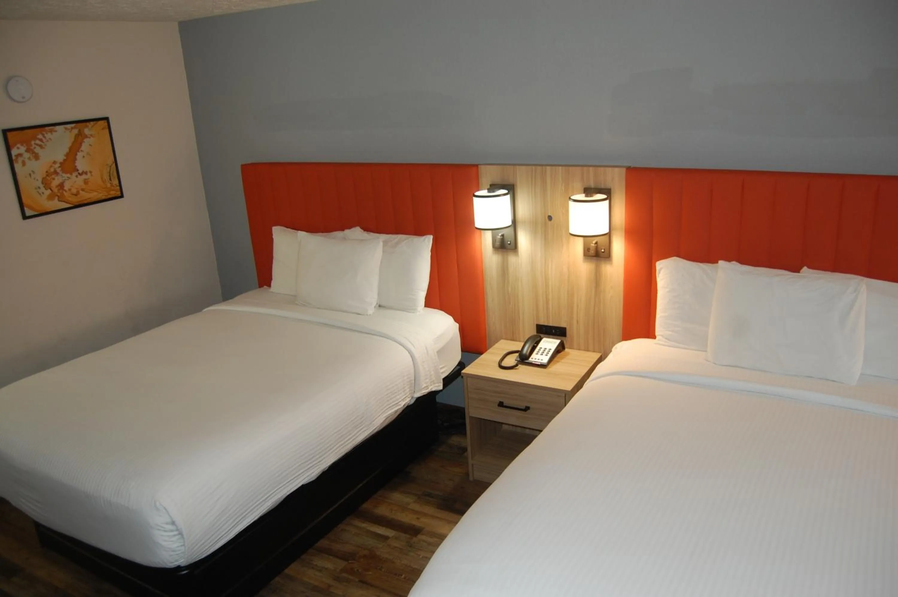 Standard Room with Two Queen Beds, Balcony in Vacation Lodge