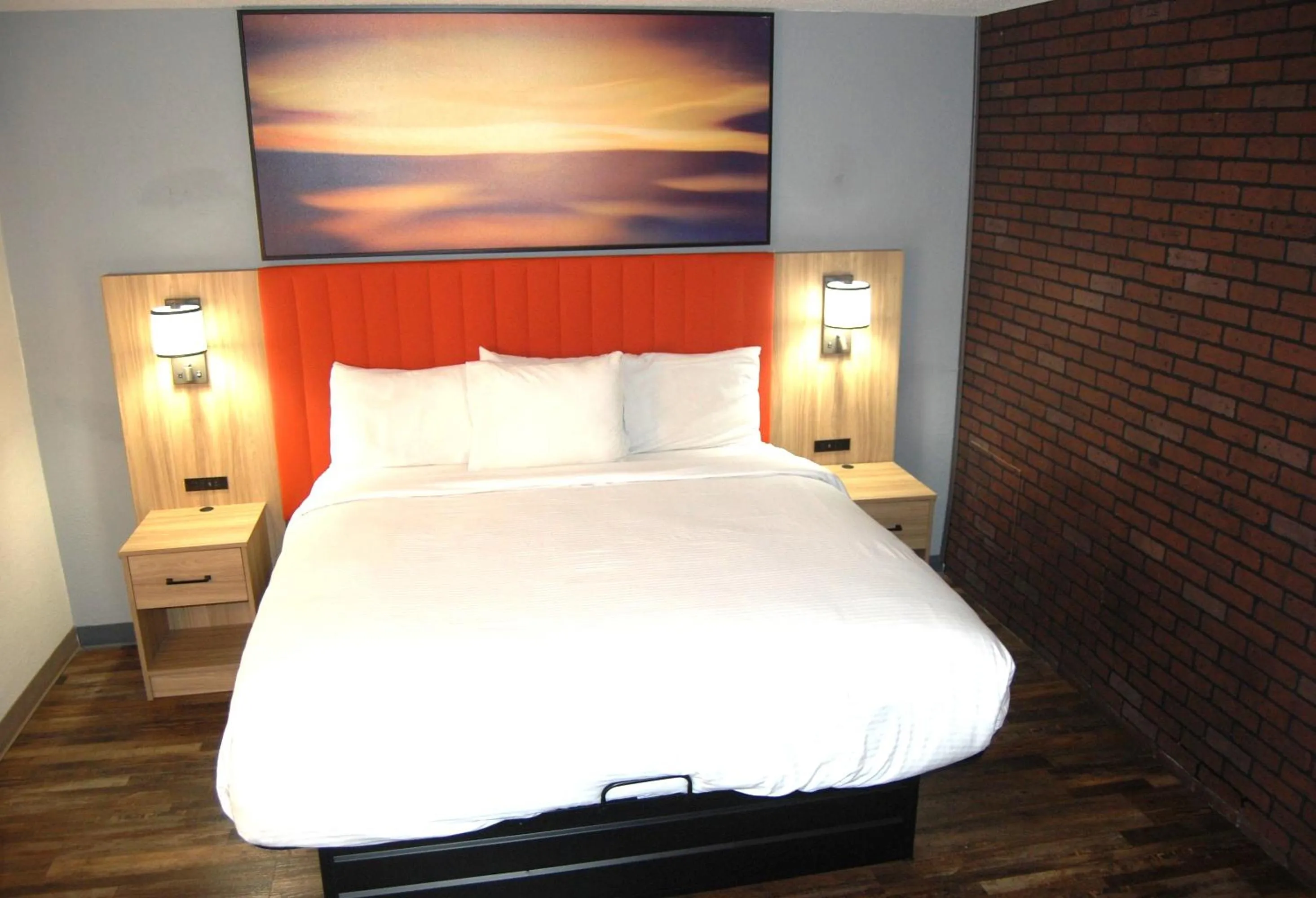 1 King Bed in Vacation Lodge