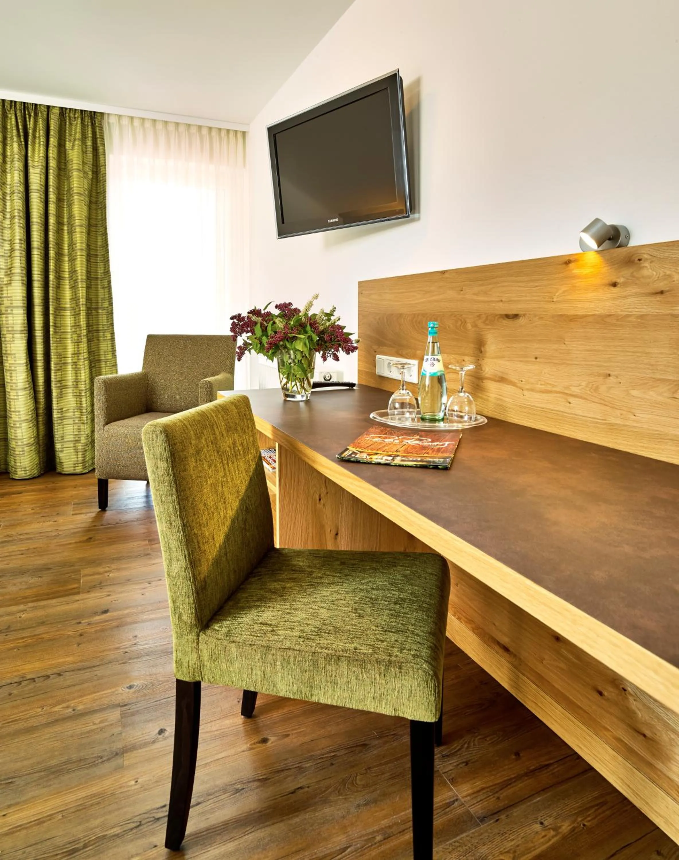 Comfort Double Room with Balcony in Das Reiners