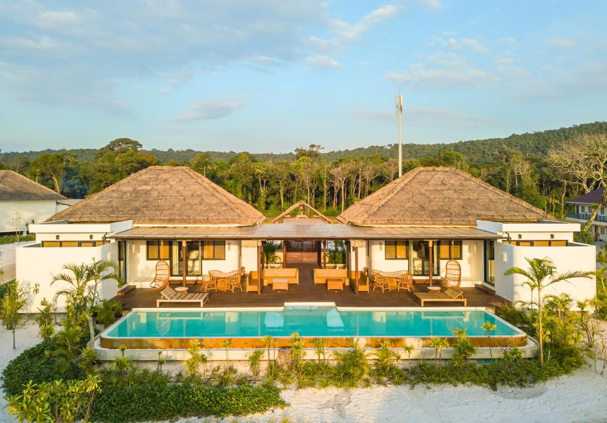 2 Bedroom Oceanview Pool Villa in The Royal Sands Koh Rong