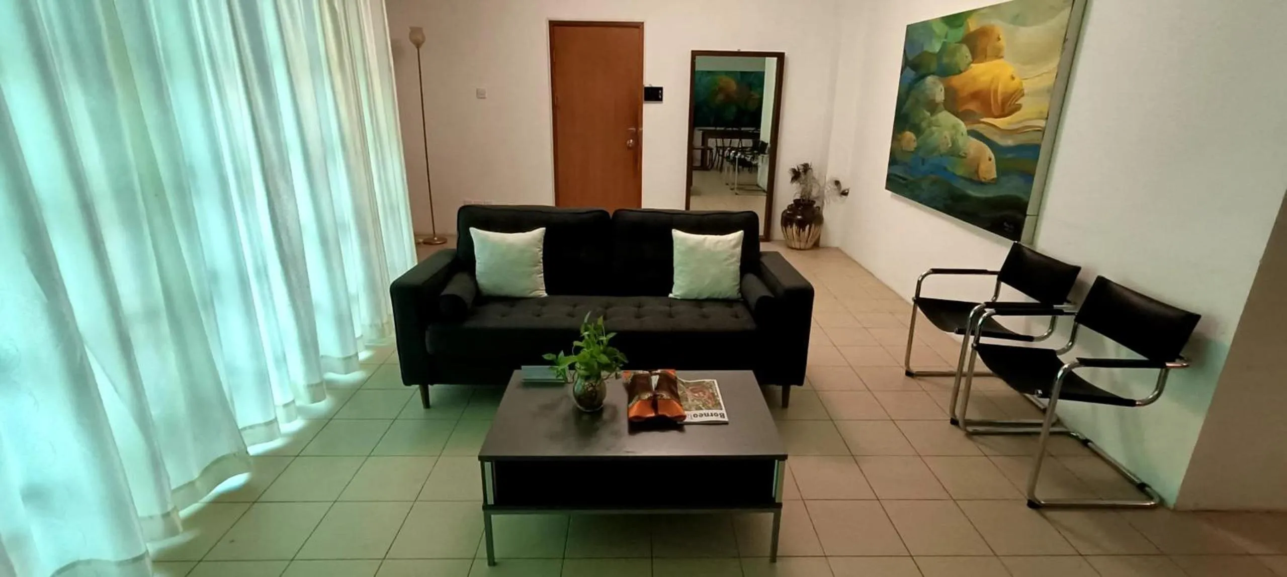 Three-Bedroom Apartment in Wesberly Apartments